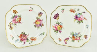 PAIR OF CIRCA 1790 HAND PAINTED SPODE PORCELAIN PLATES