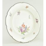 18th CENTURY PORCELAIN CHARGER PLATE WITH FLORAL DECORATION
