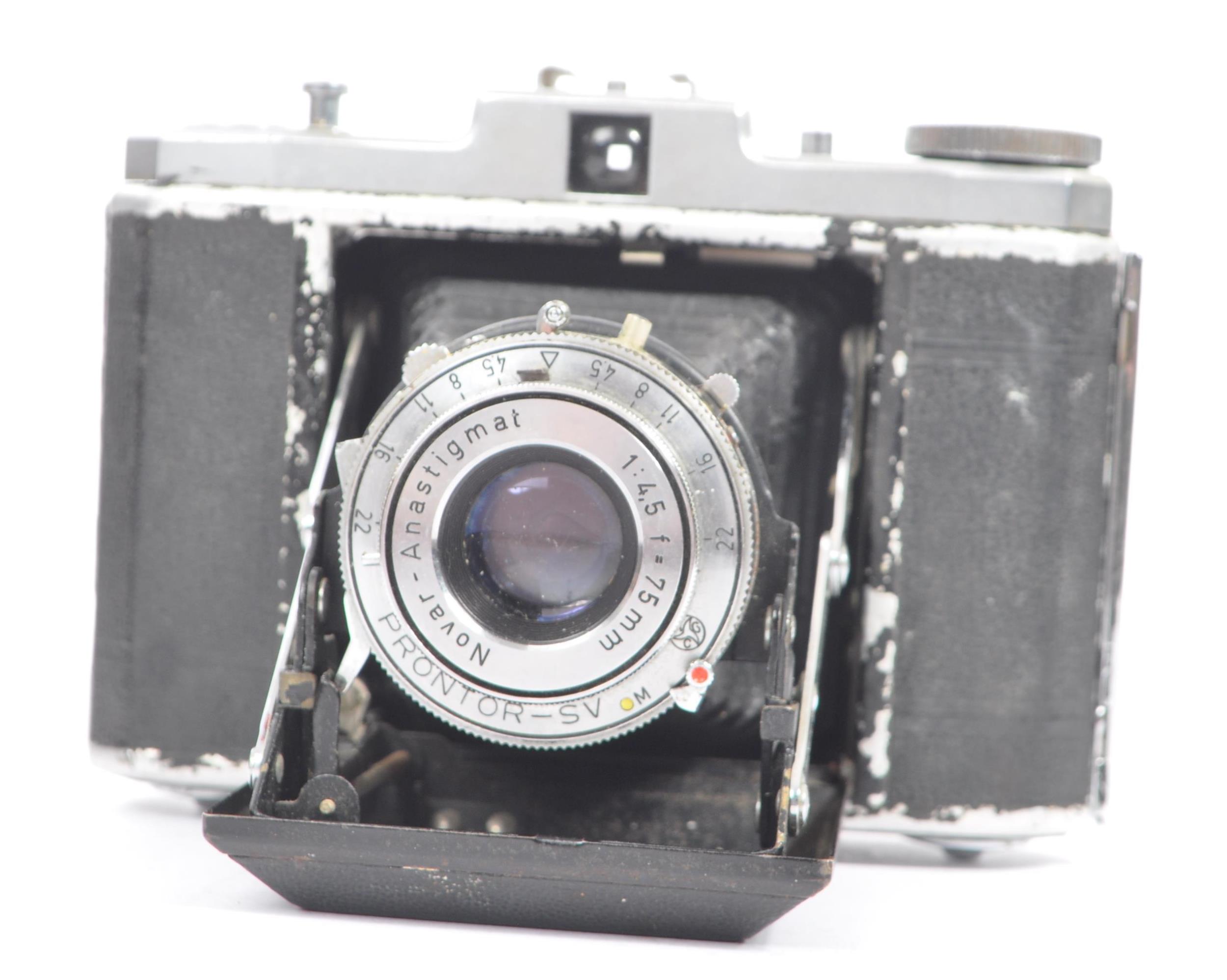 COLLECTION OF 20TH CENTURY FOLDING CAMERAS - Image 4 of 8