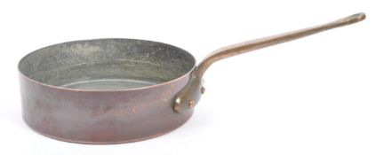 LARGE HEAVYWEIGHT MID 20TH CENTURY COPPER & BRONZE SKILLET PAN