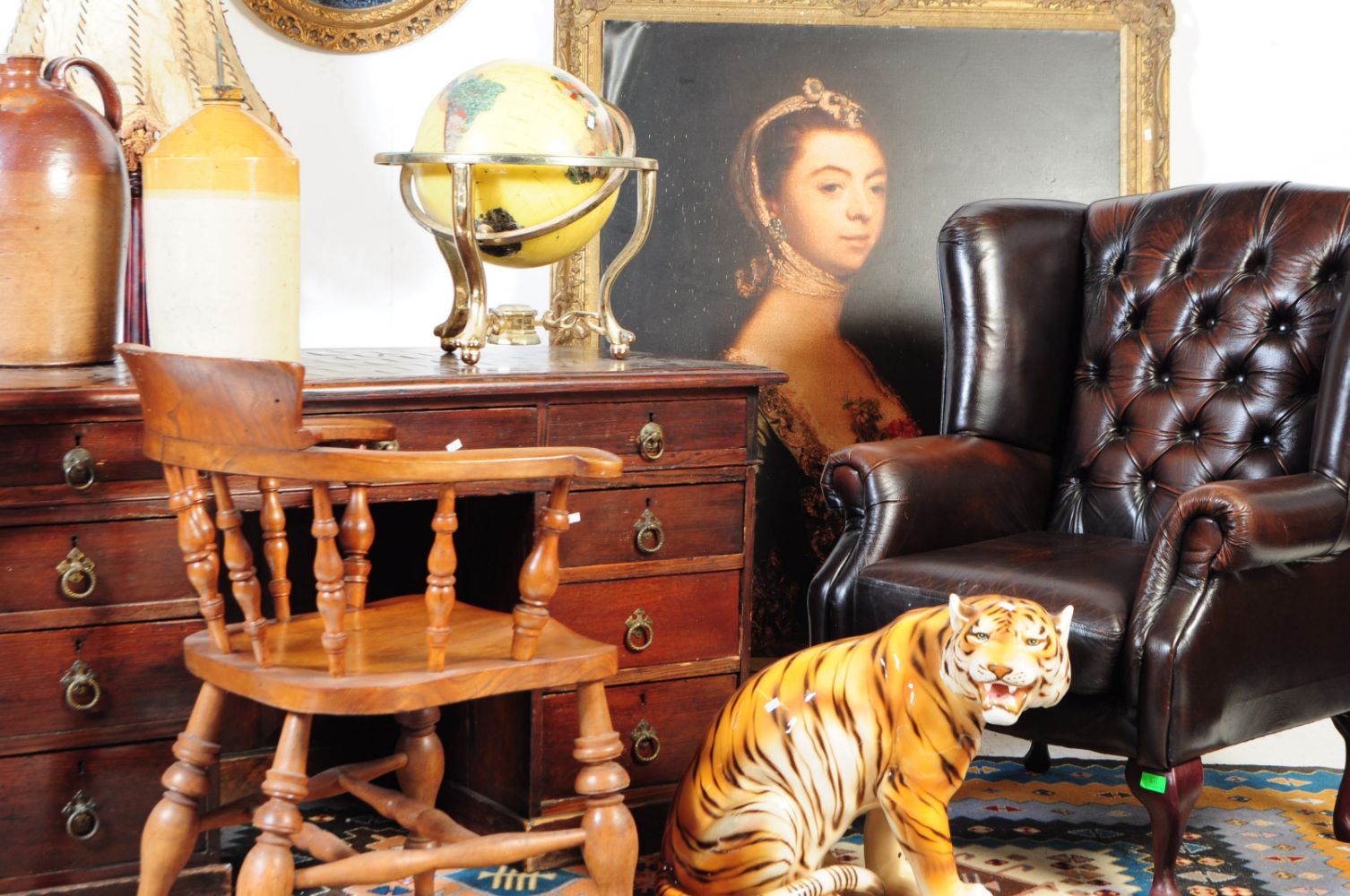 Online Antiques & Collectables - Furniture & Decorative Interiors