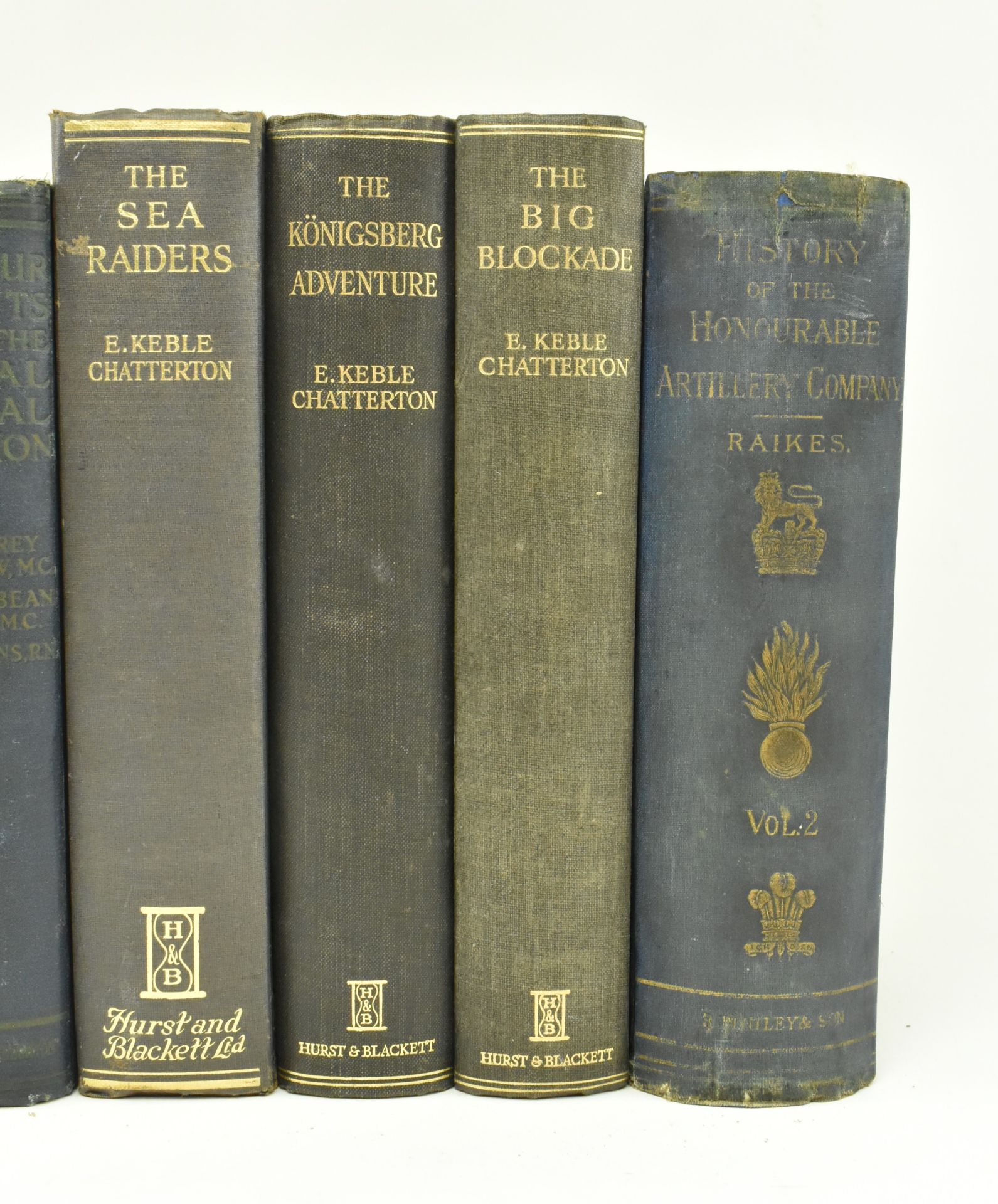 MILITARY WWI INTEREST. COLLECTION OF EIGHT CLOTHBOUND BOOKS - Bild 3 aus 15