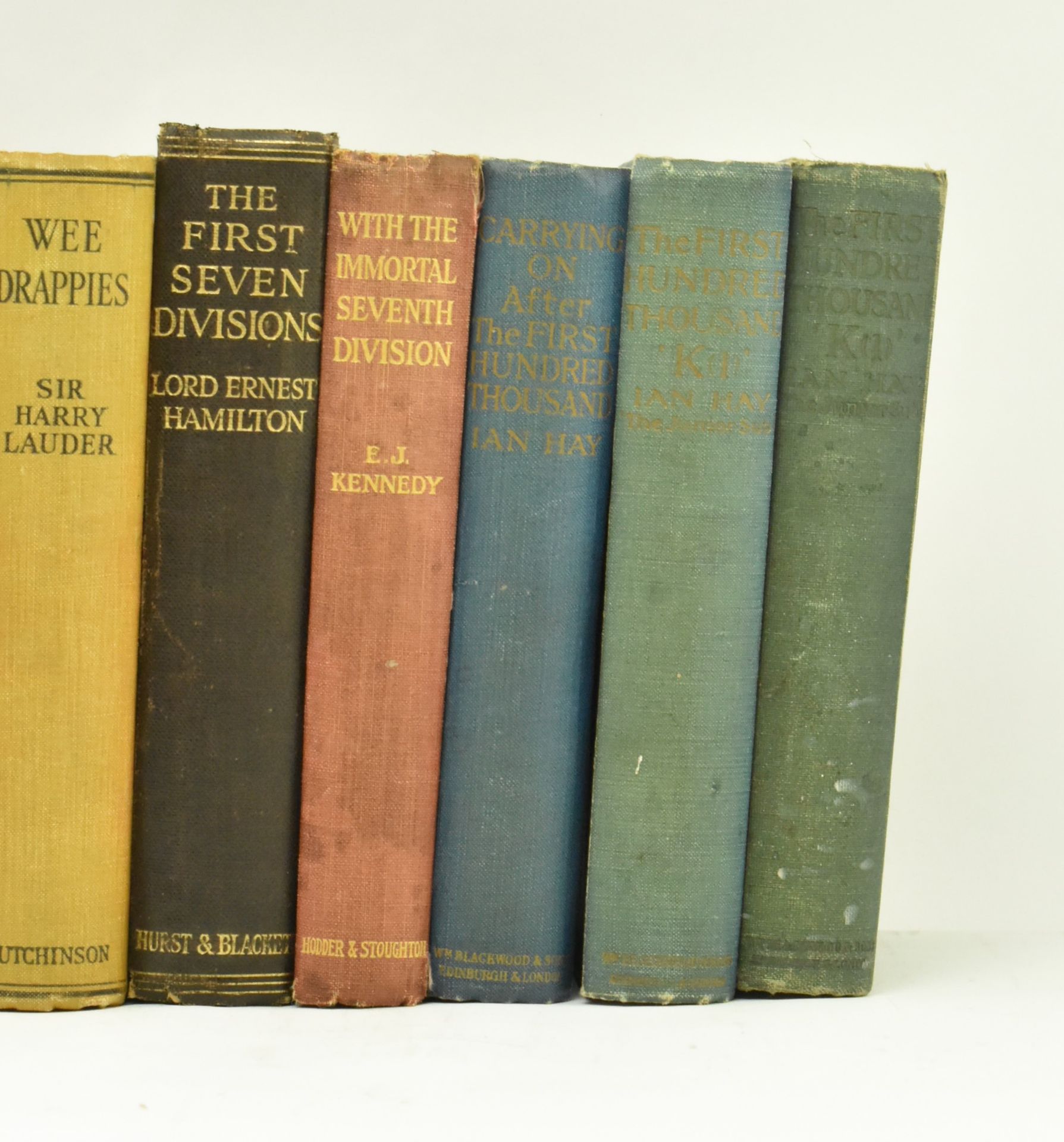 MILITARY & WW1 INTEREST. COLLECTION OF CLOTHBOUND BOOKS - Image 4 of 10
