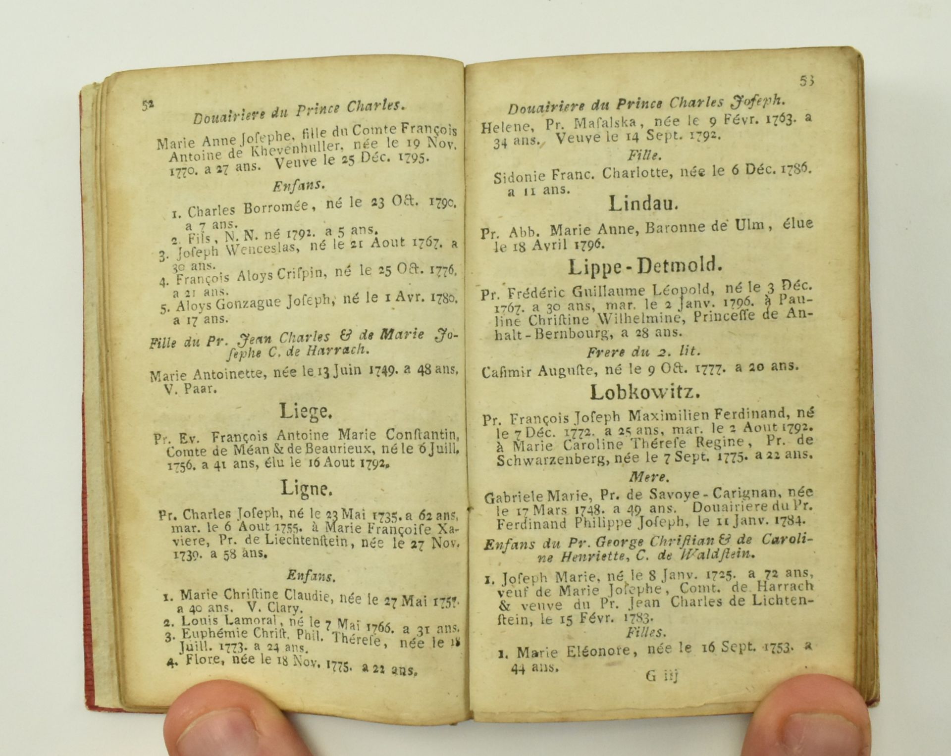 TWO 18TH CENTURY FRENCH POCKET ALMANACS - Bild 6 aus 10