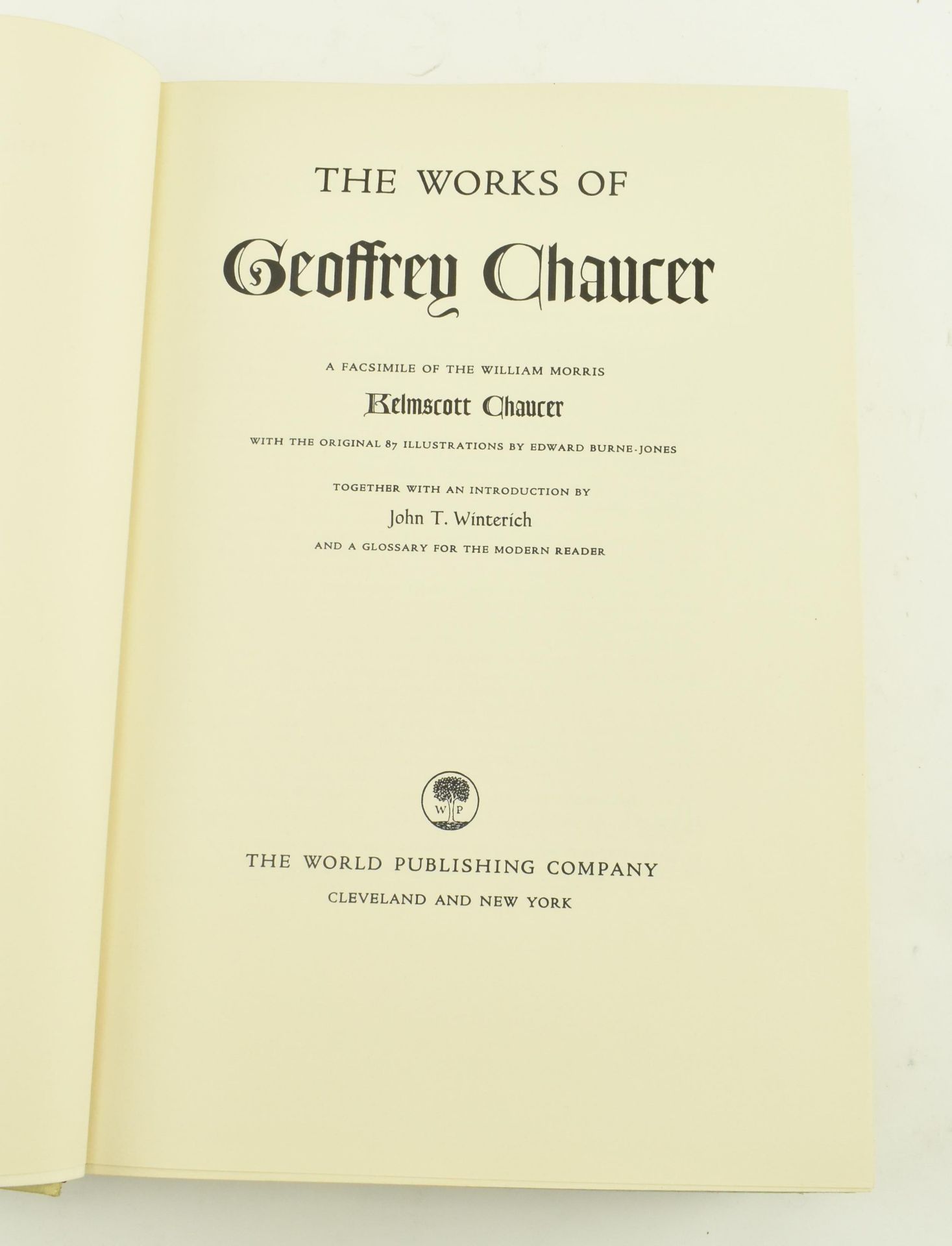 CHAUCER, GEOFFREY. FACSIMILE OF THE KELMSCOTT CHAUCER - Bild 4 aus 7