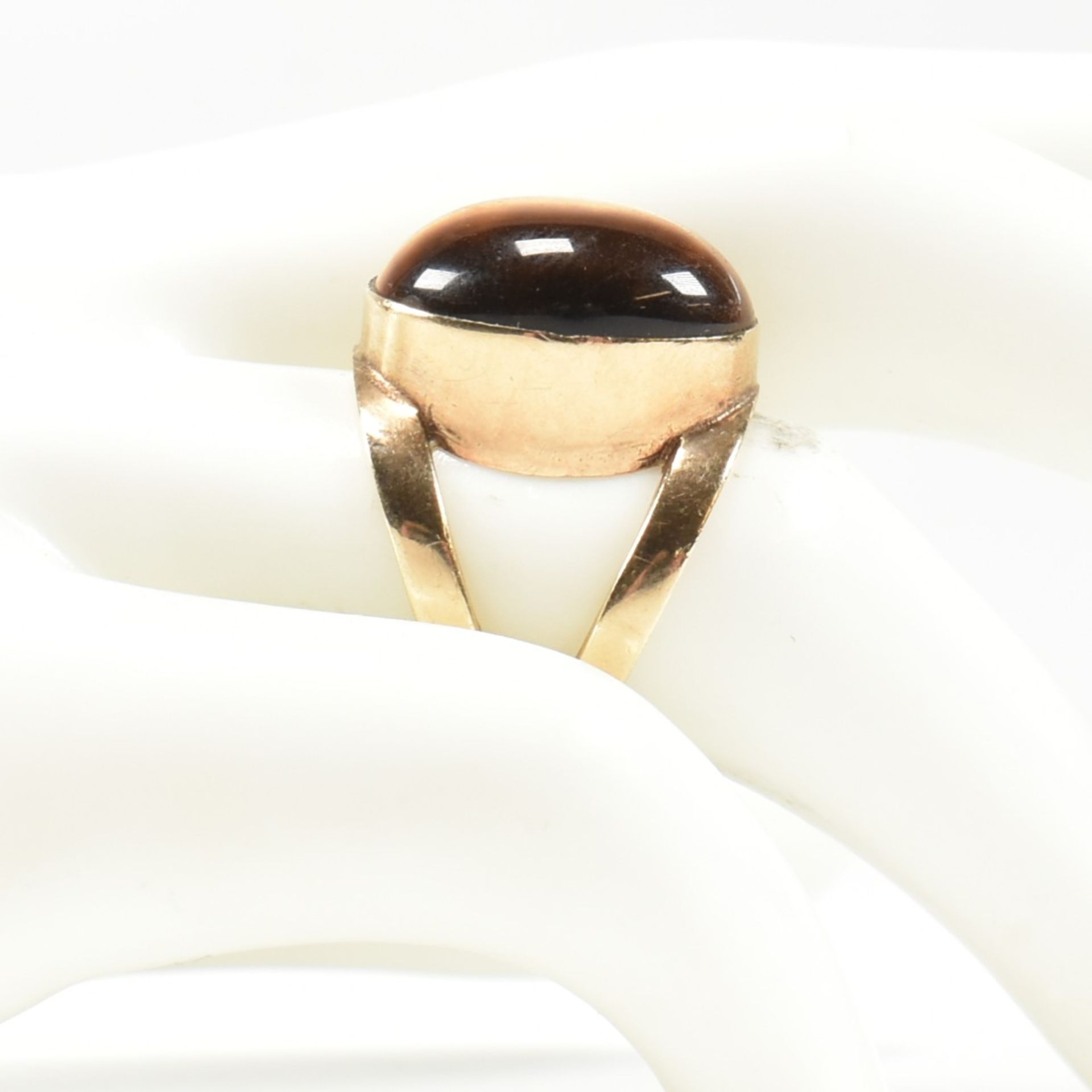 HALLMARKED 9CT GOLD & TIGER'S EYE RING - Image 9 of 9