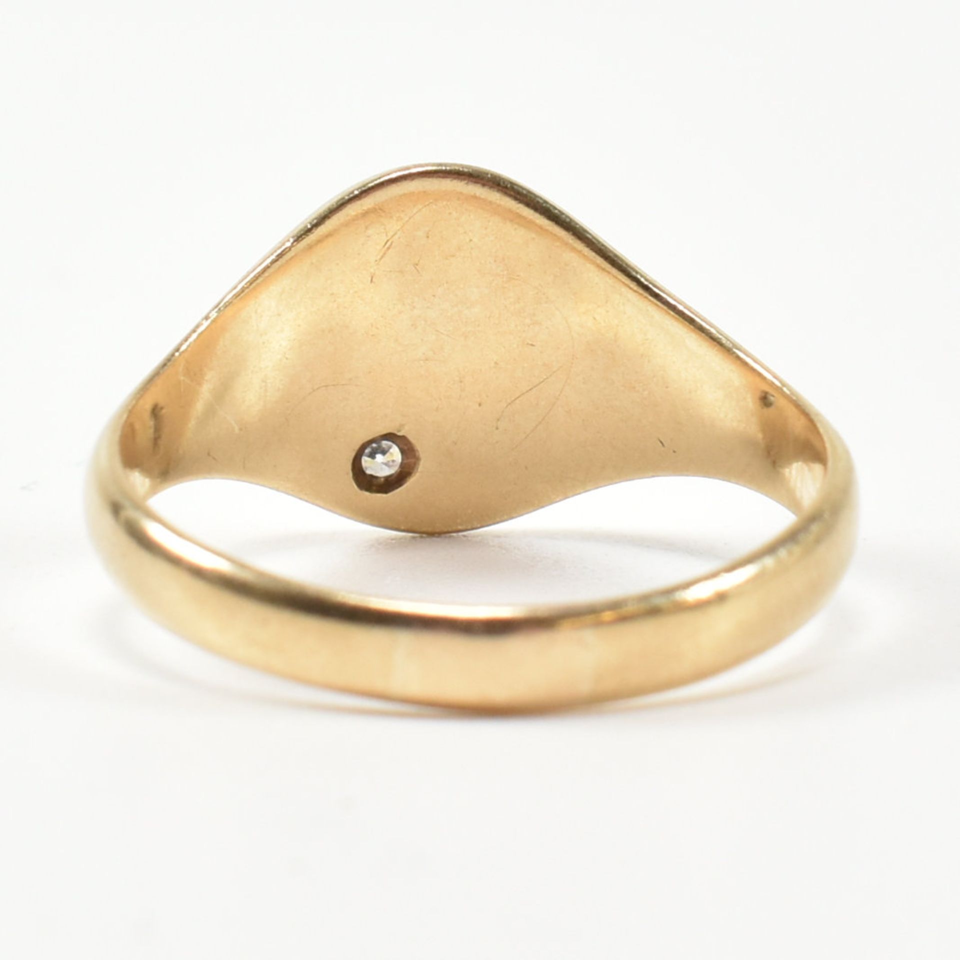 HALLMARKED 9CT GOLD & CZ SIGNET RING - Image 2 of 10