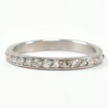 18CT WHITE GOLD & DIAMOND HALF ETERNITY RING