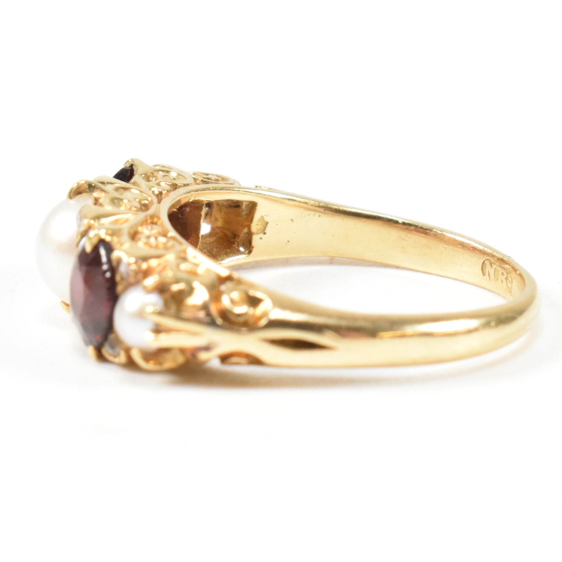 GOLD PEARL GARNET & DIAMOND FIVE STONE RING - Image 7 of 9