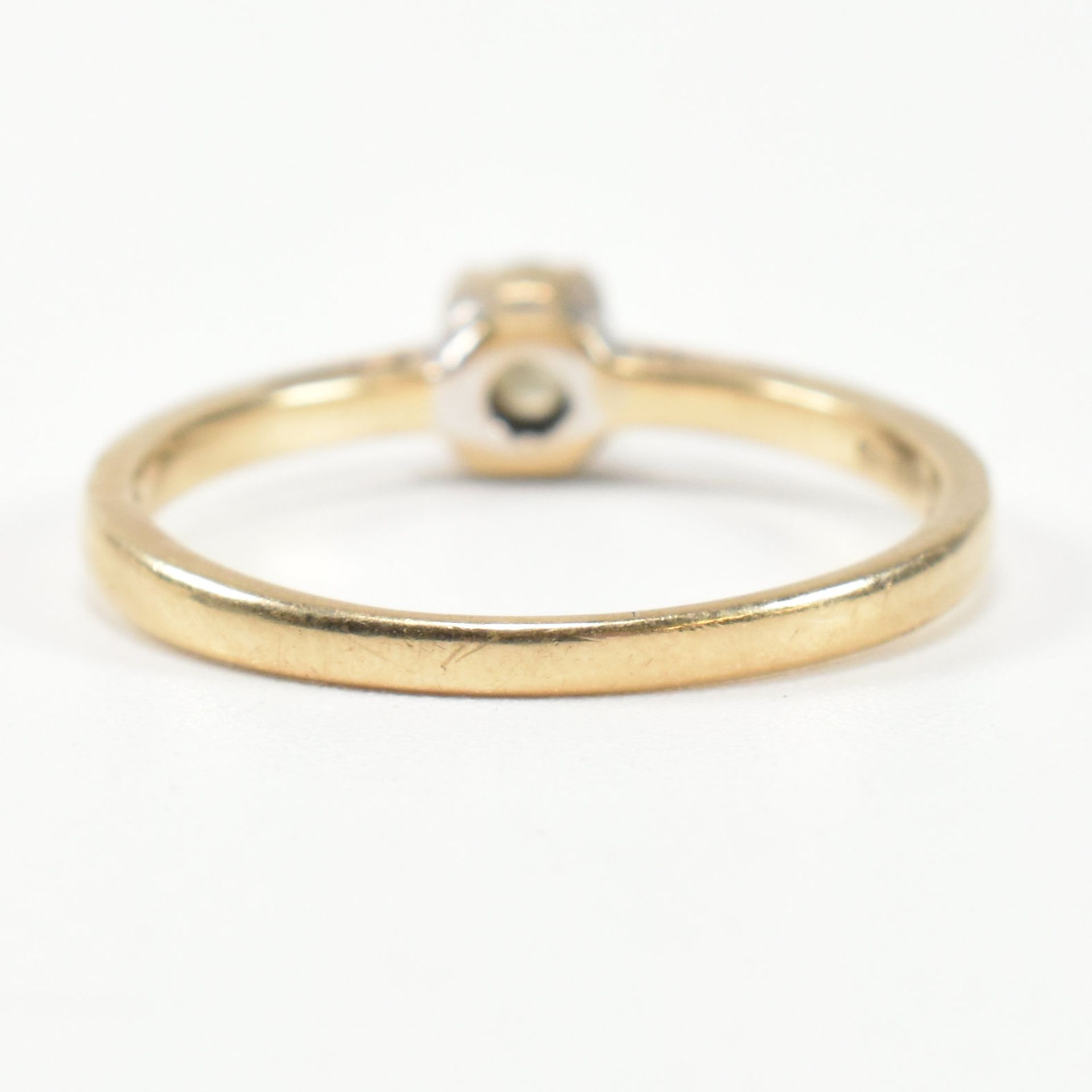 HALLMARKED 9CT GOLD & DIAMOND SOLITAIRE RING - Image 3 of 9