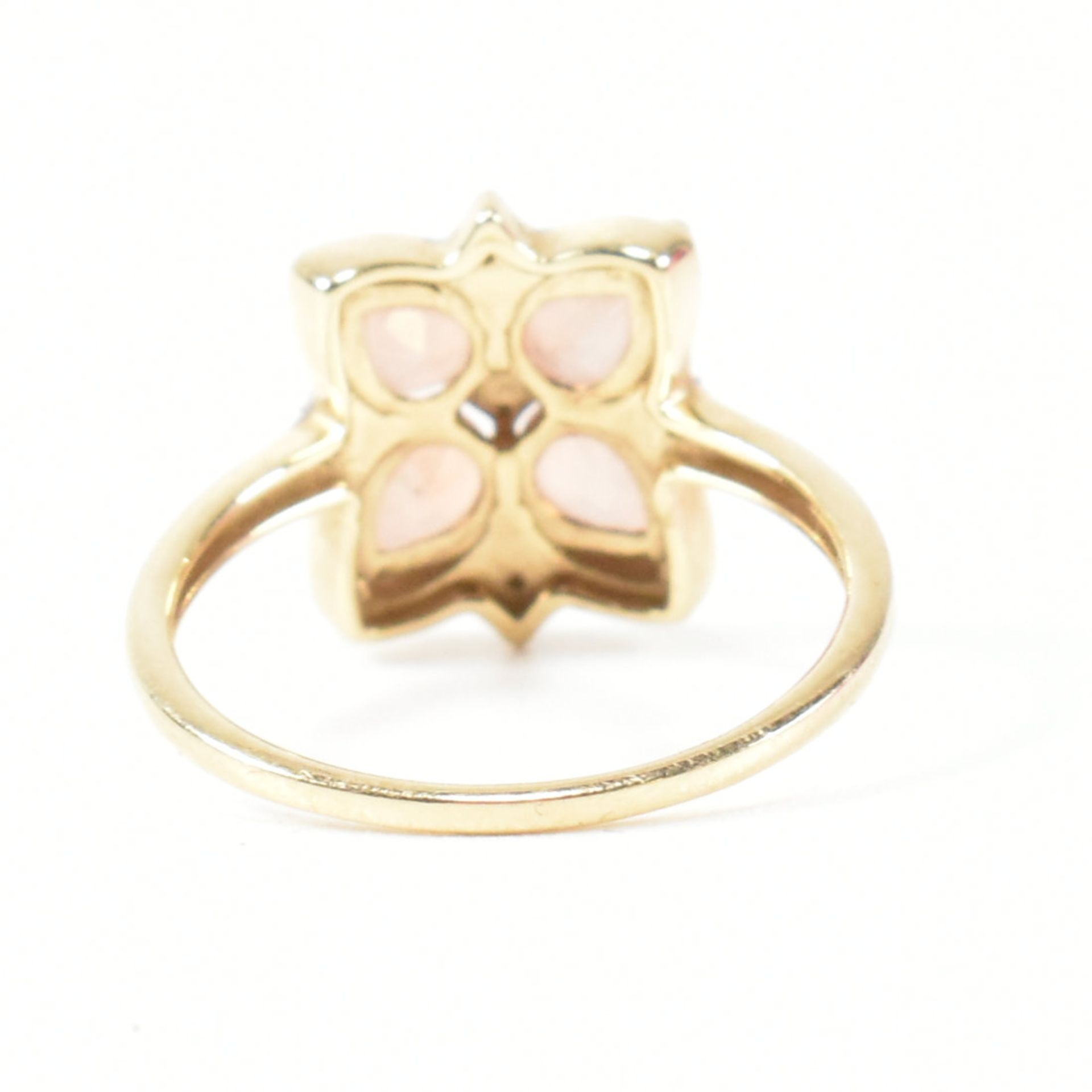 HALLMARKED 9CT GOLD SUNSTONE & DIAMOND CLUSTER RING - Bild 5 aus 8