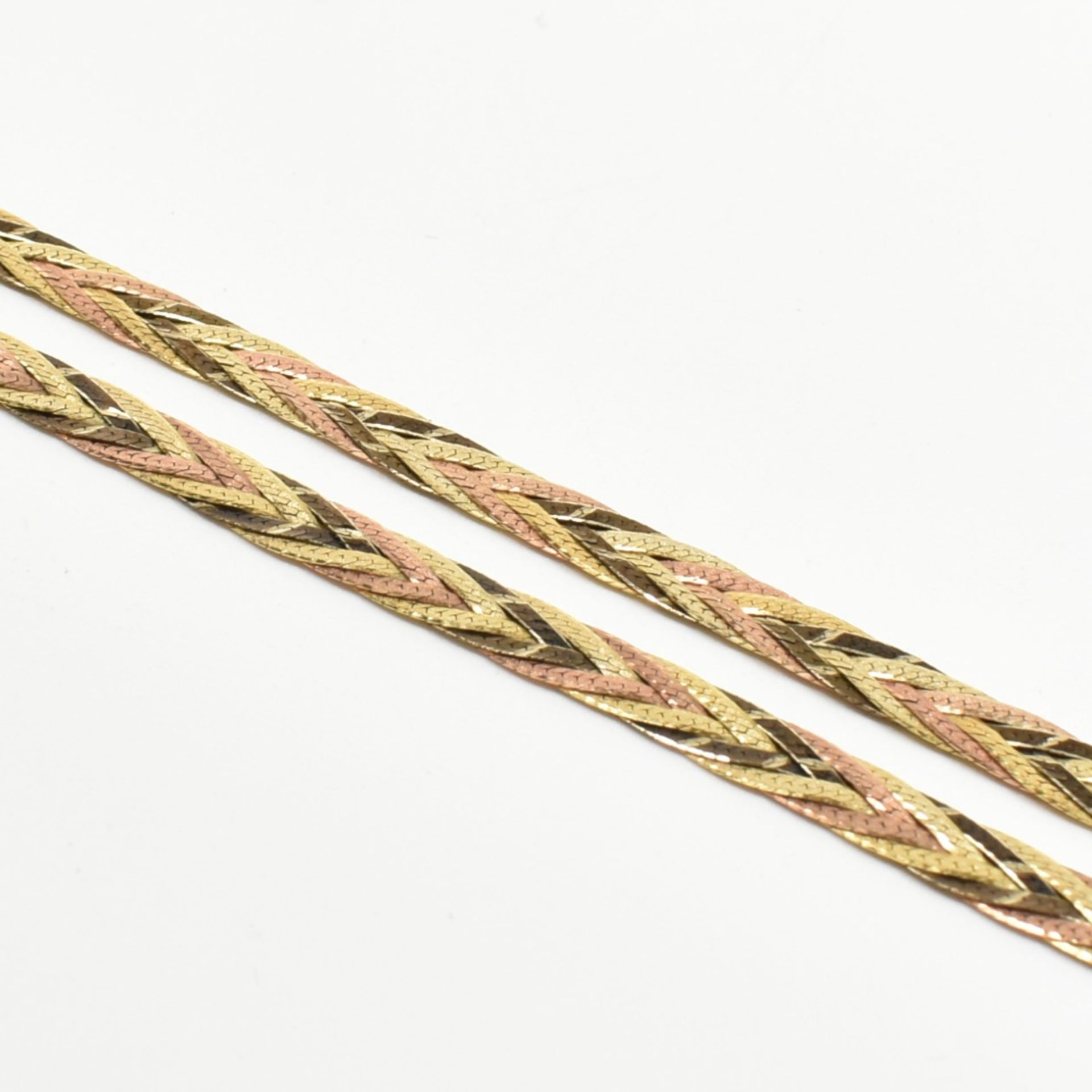 HALLMARKED 9CT THREE COLOUR GOLD PLAITED HERRINGBONE NECKLACE - Image 3 of 5