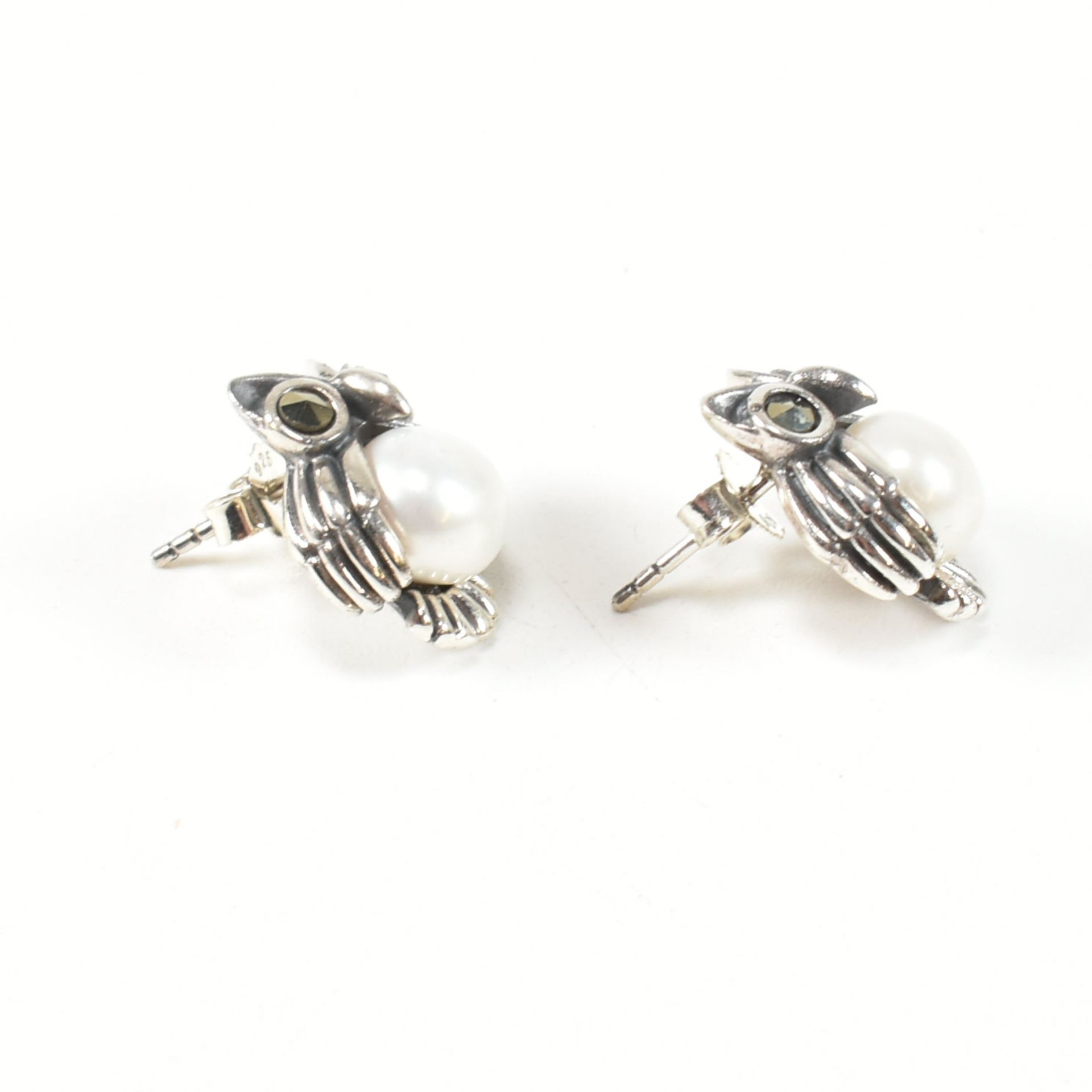 PAIR 925 SILVER MARCASITE & PEARL NOVELTY OWL EARRINGS - Image 3 of 5