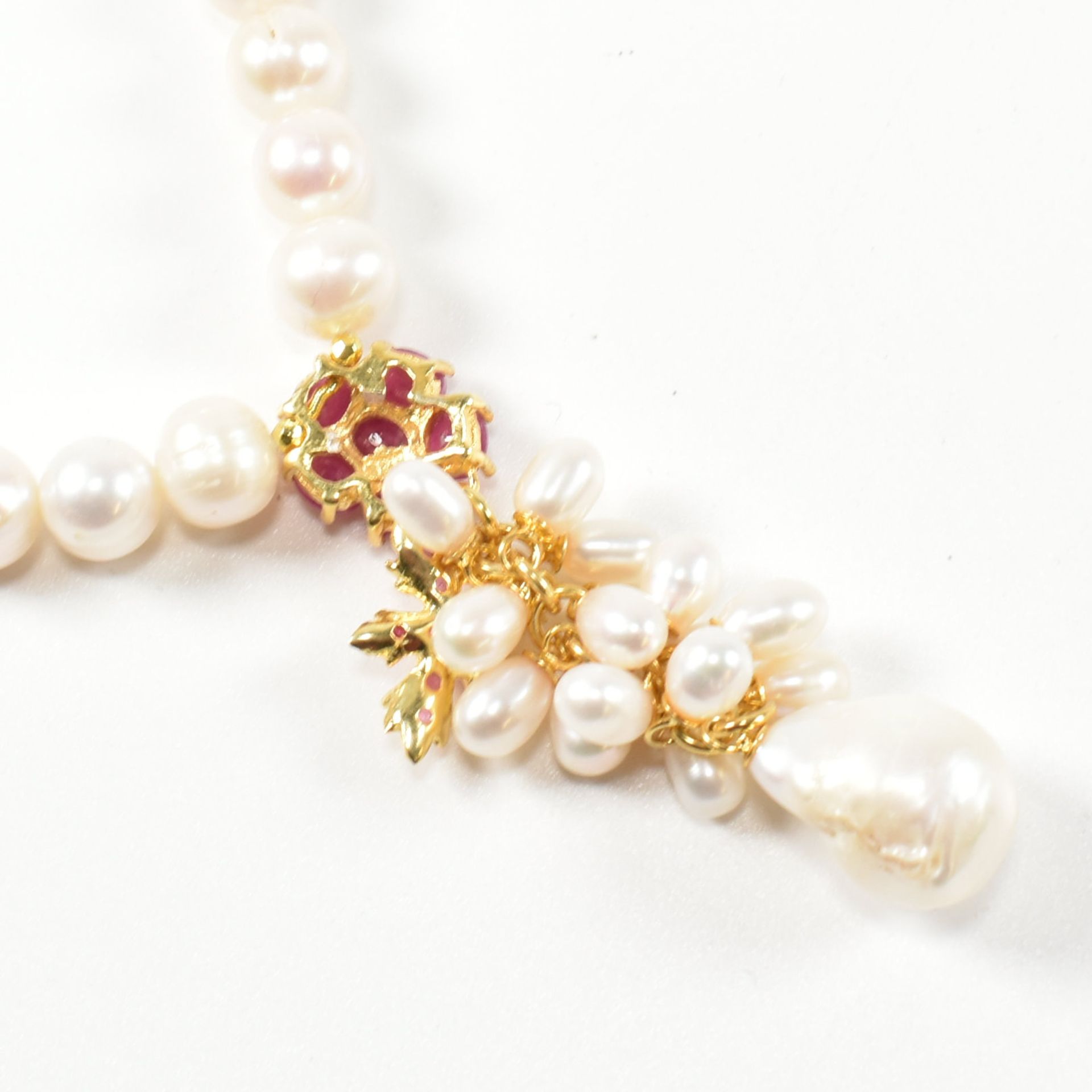 FRESHWATER PEARL & RUBY DROP PENDANT NECKLACE - Image 4 of 7