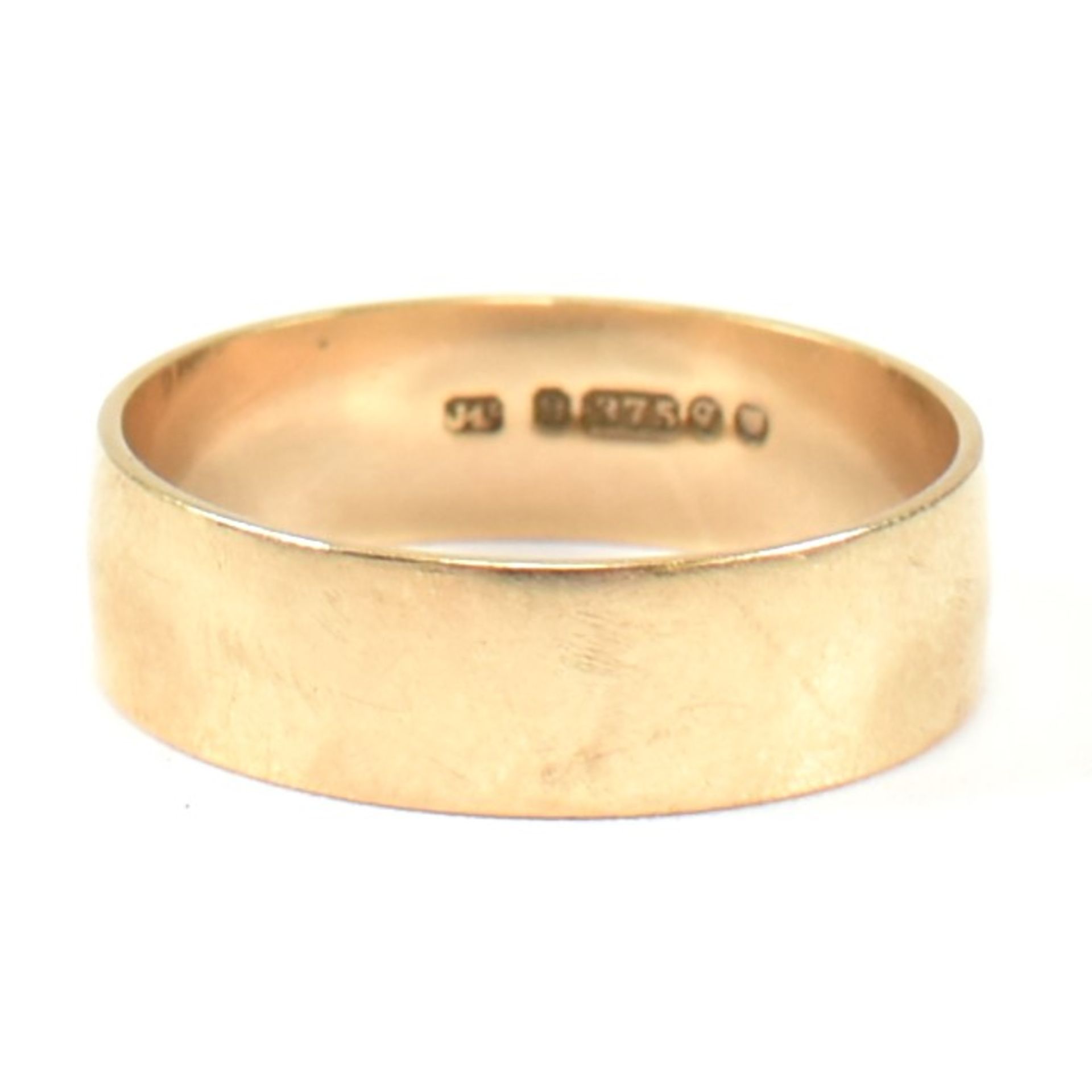 HALLMARKED 9CT GOLD BAND RING - Image 2 of 5