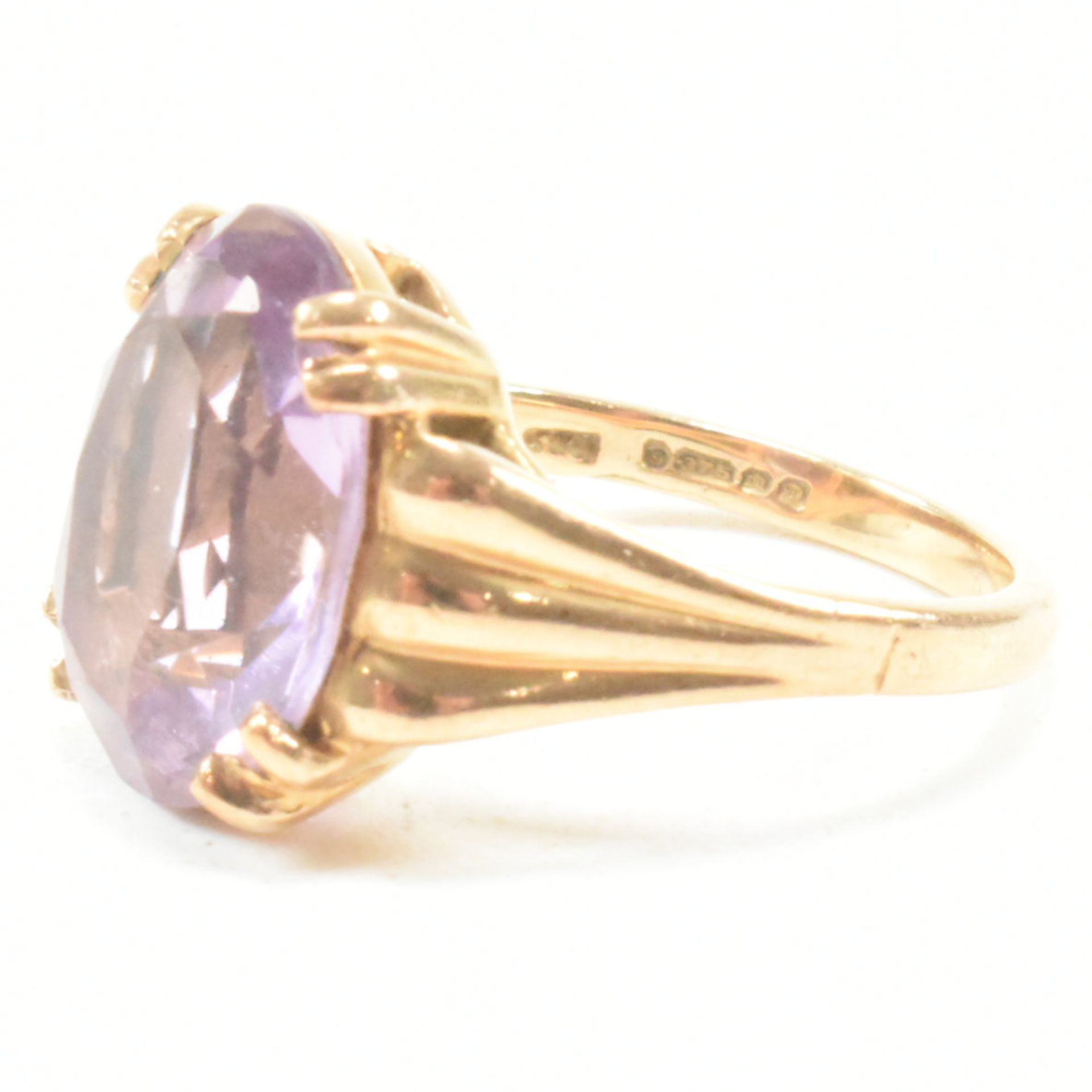 VINTAGE HALLMARKED 9CT GOLD & AMETHYST SOLITAIRE RING - Image 5 of 9