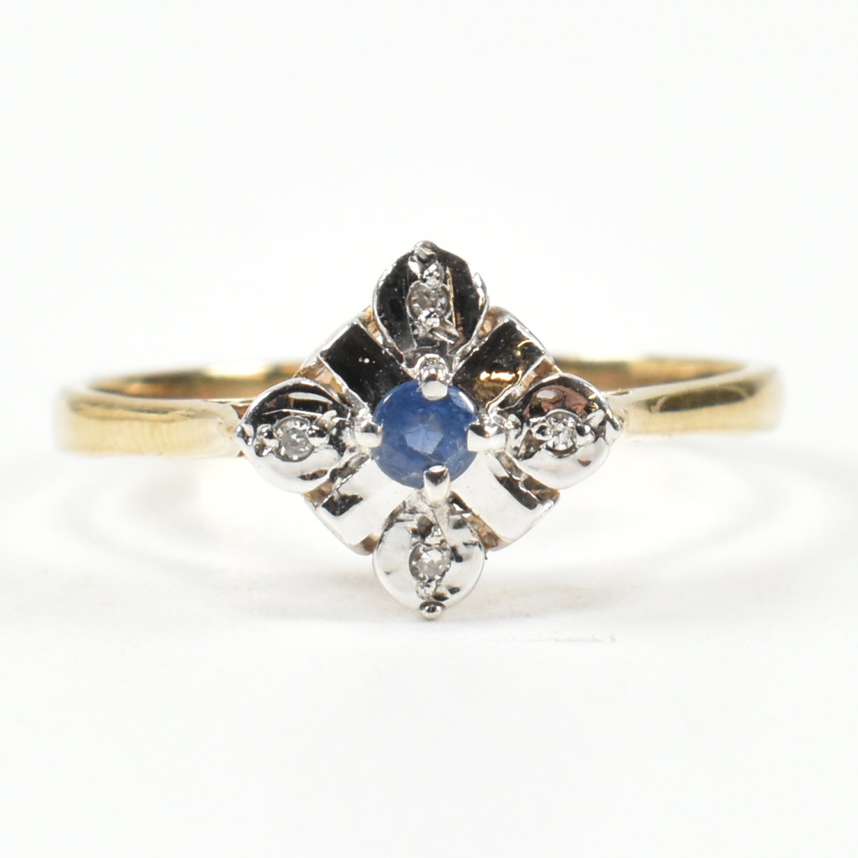 HALLMARKED 9CT GOLD SAPPHIRE & DIAMOND CLUSTER RING