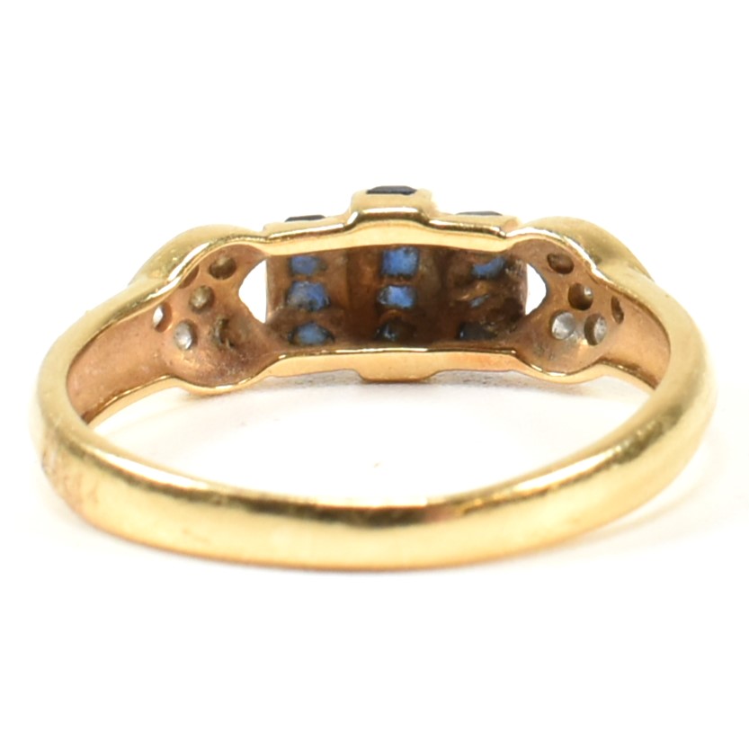 18CT GOLD SAPPHIRE & DIAMOND RING - Image 2 of 9