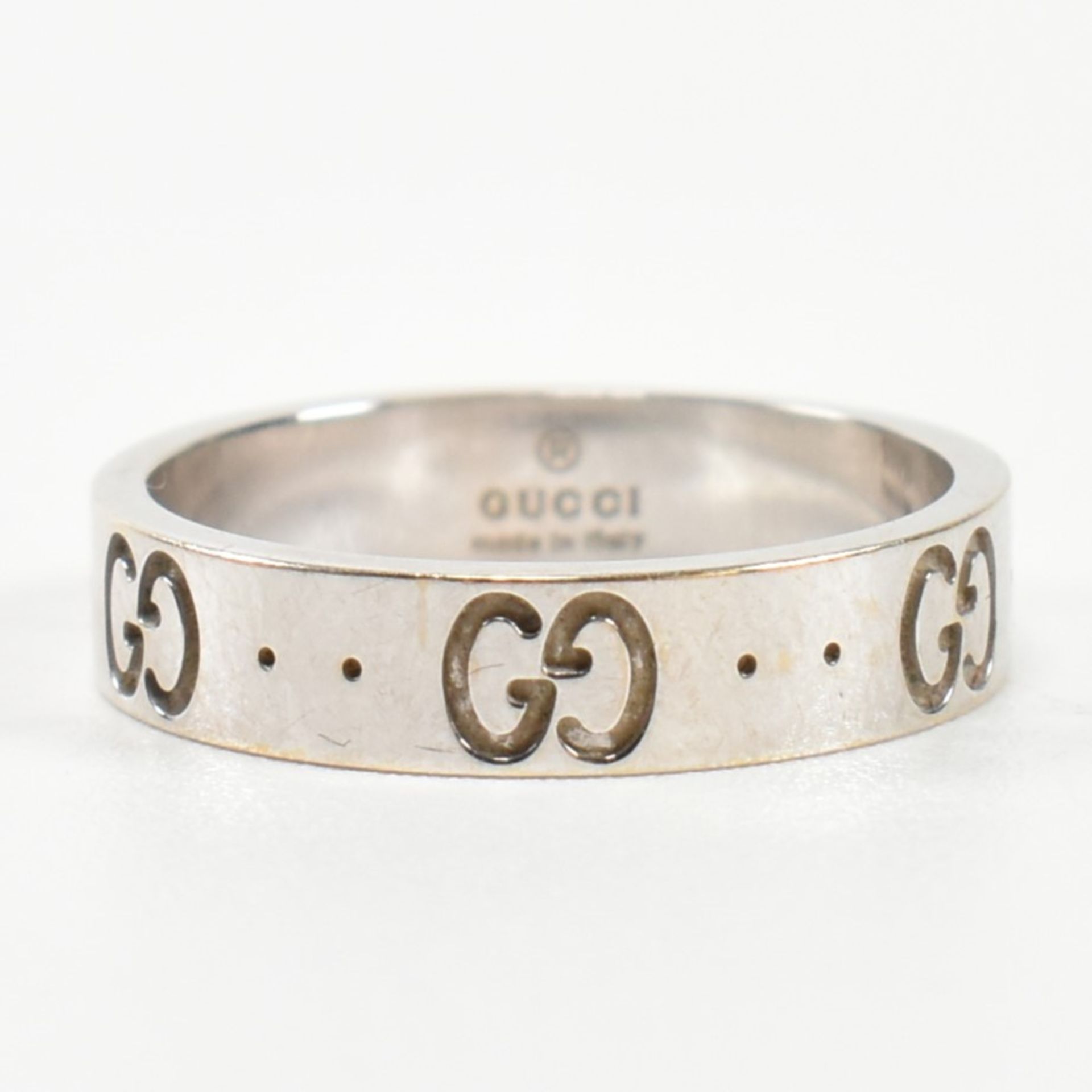 HALLMARKED 18CT WHITE GOLD GUCCI ICON BAND RING - Bild 2 aus 8