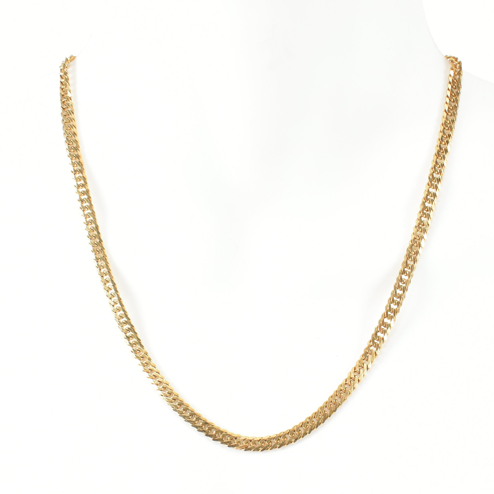 HALLMARKED 9CT GOLD FLAT CURB LINK CHAIN NECKLACE - Image 4 of 5