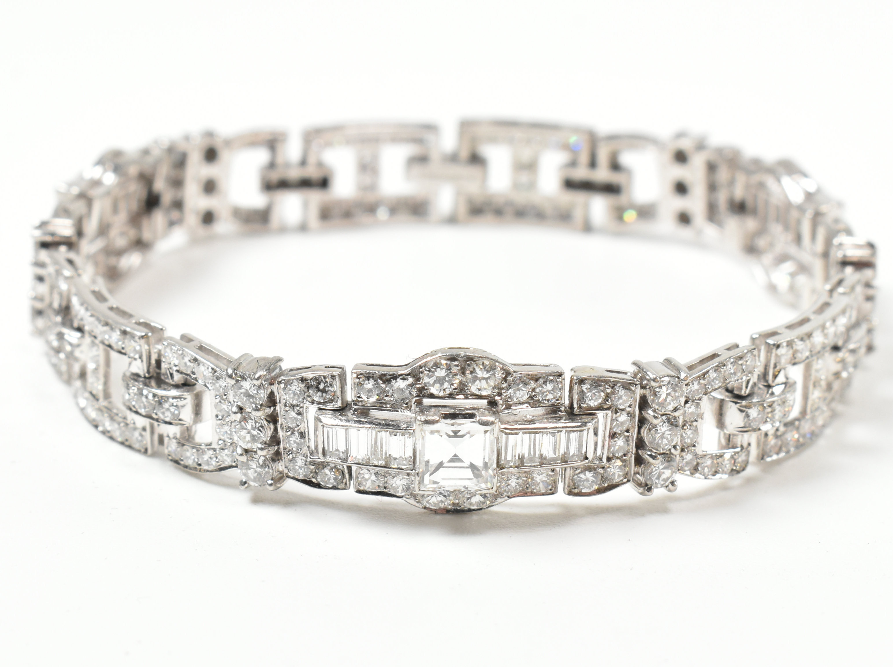 CASED ART DECO PLATINUM & DIAMOND BRACELET EST 8CTS - Image 2 of 10