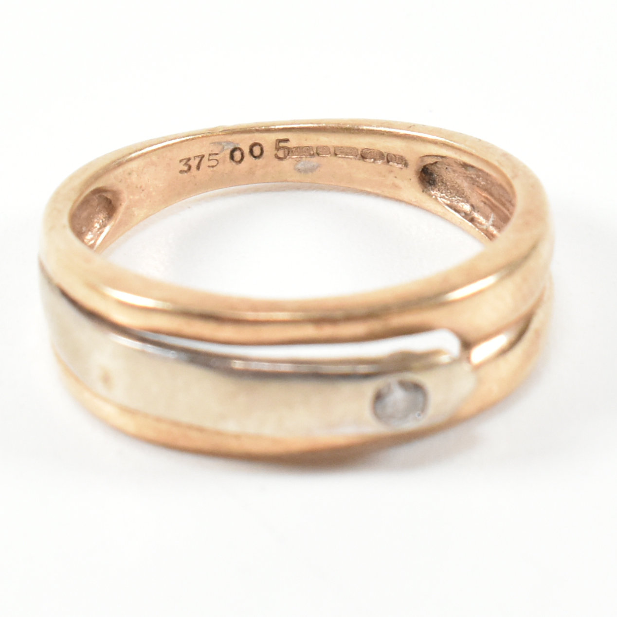 HALLMARKED 9CT GOLD & DIAMOND RING & HALLMARKED 9CT GOLD SIGNET RING - Image 6 of 8