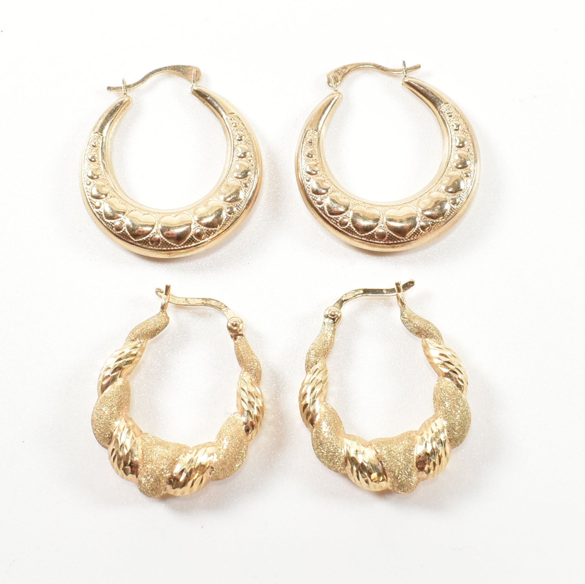 TWO PAIRS OF 9CT GOLD HOOP EARRINGS - Image 2 of 4