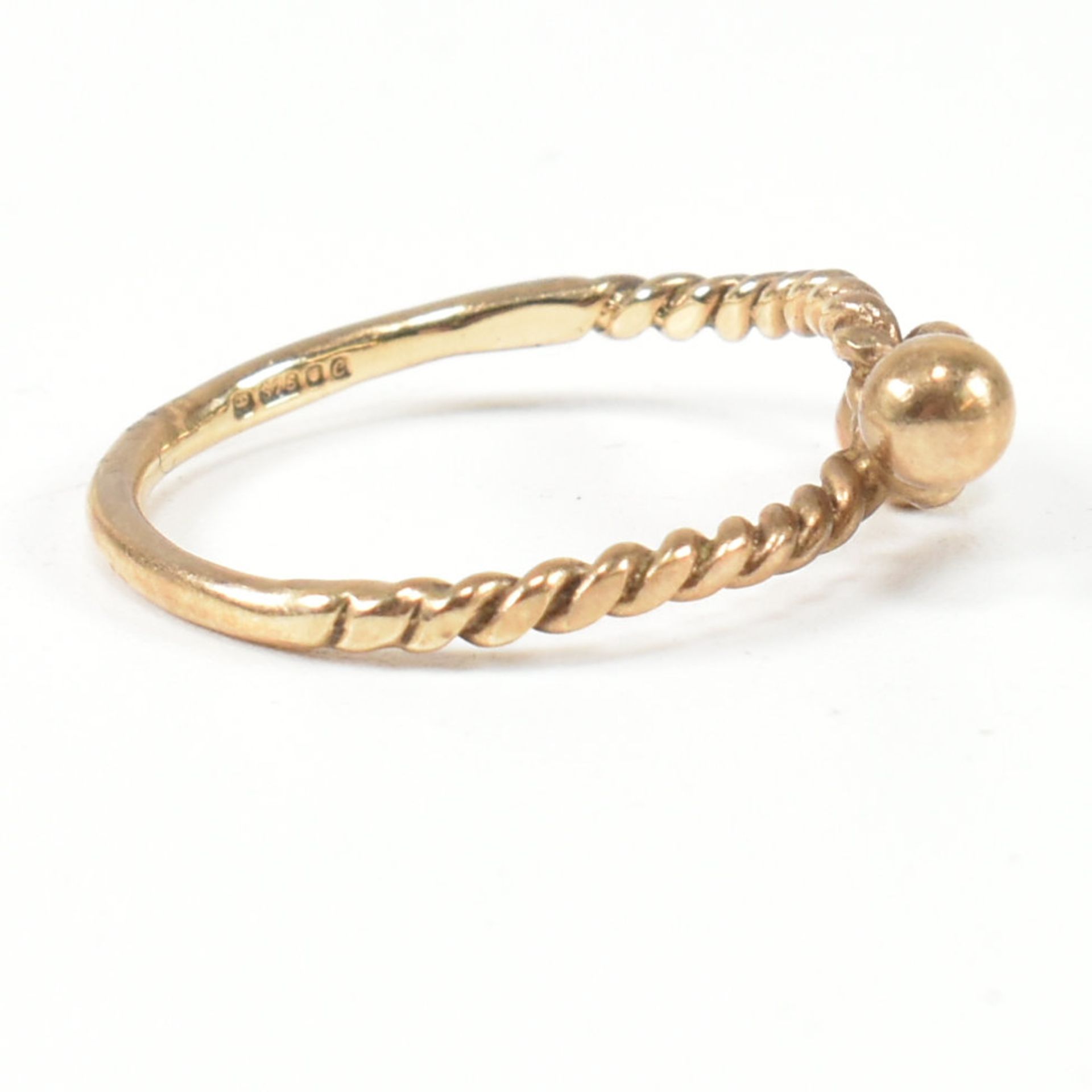 HALLMARKED 9CT GOLD ROPE TWIST RING - Image 2 of 8