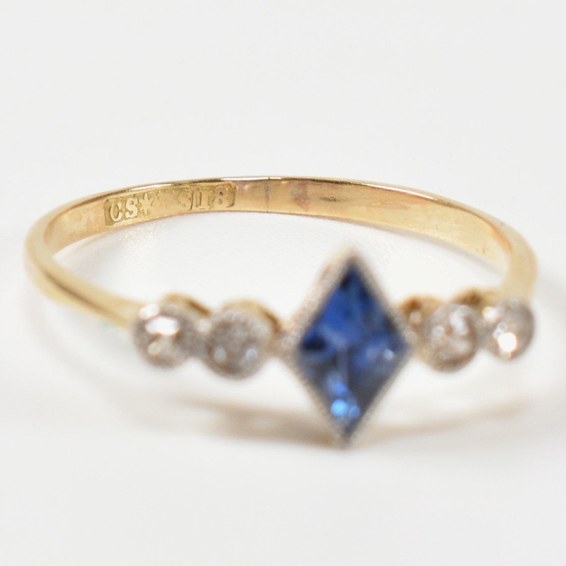 18CT GOLD SAPPHIRE & DIAMOND RING & 9CT GOLD & PLATINUM DIAMOND RING - Image 10 of 11