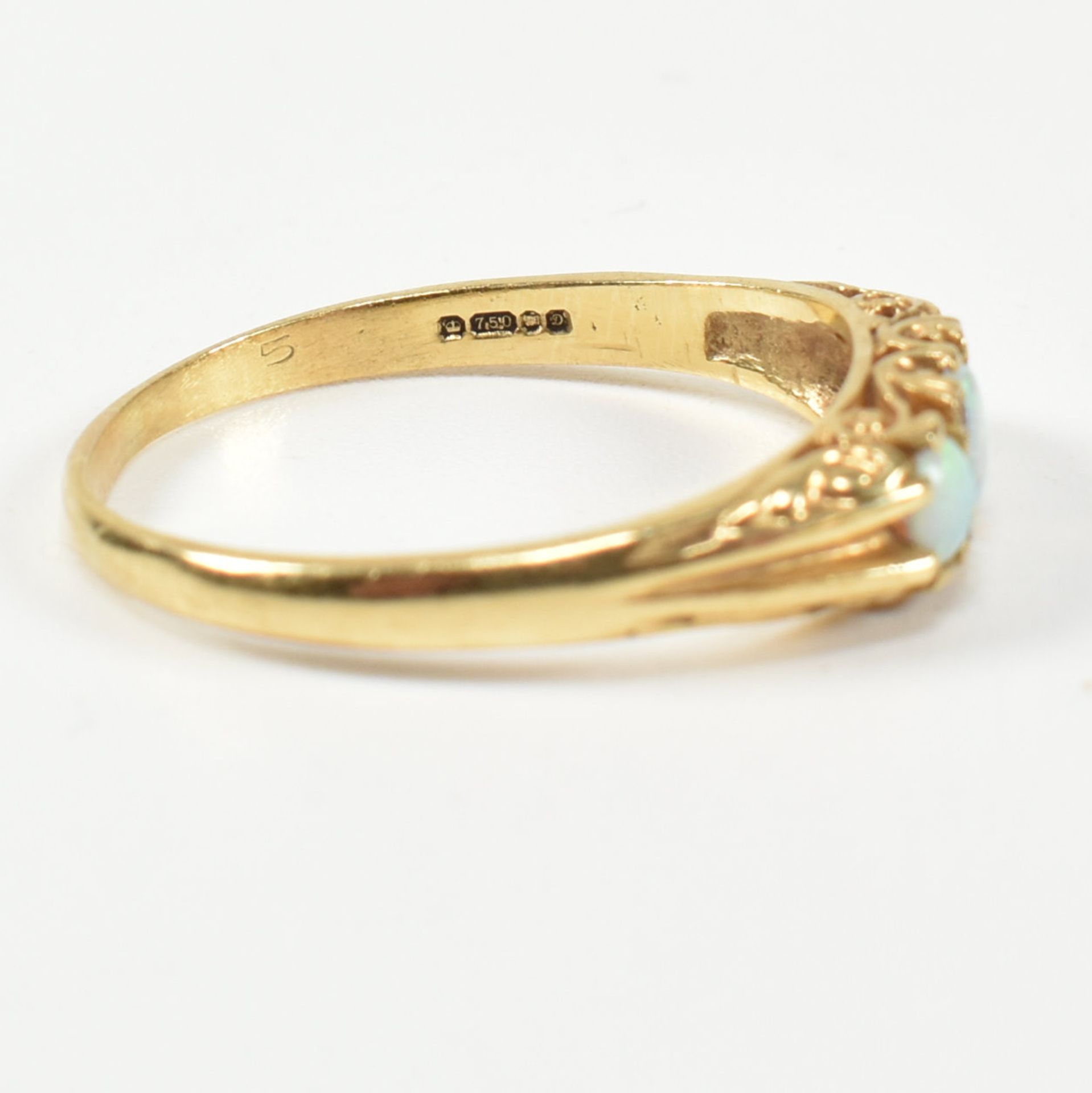 HALLMARKED 18CT GOLD OPAL & DIAMOND HALF HOOP RING - Image 8 of 9