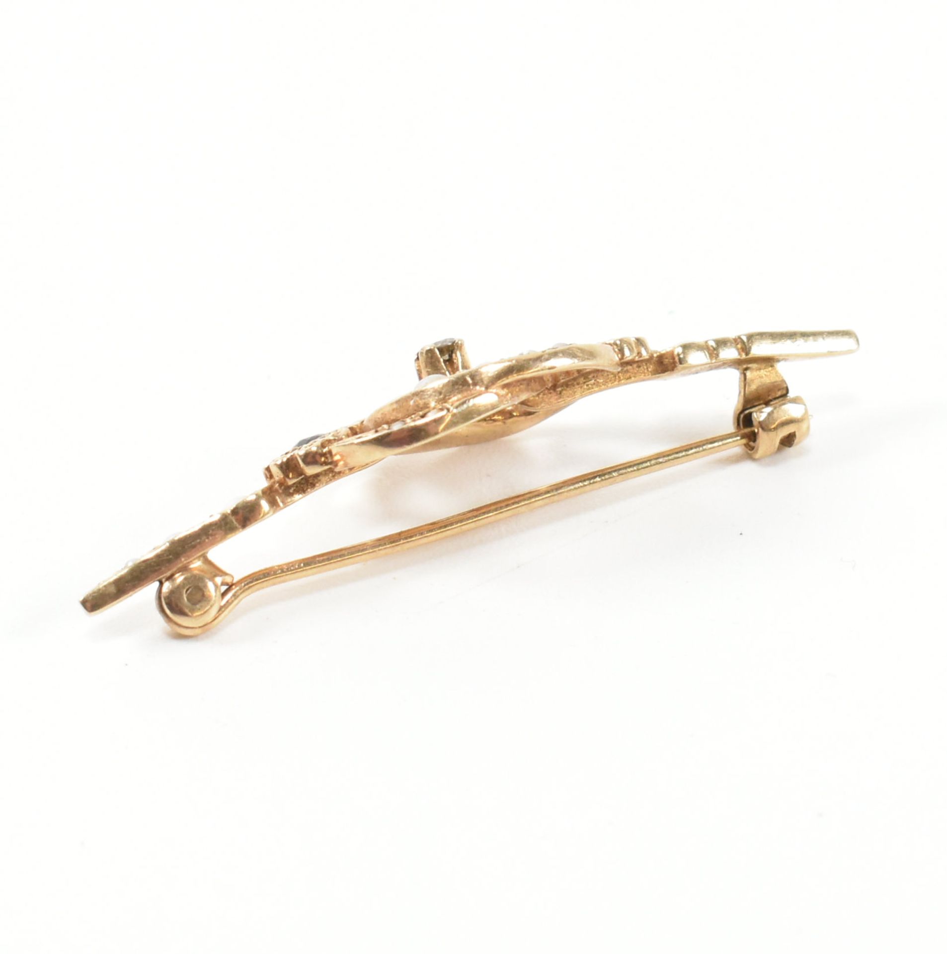 HALLMARKED 9CT GOLD SAPPHIRE & DIAMOND & SEED PEARL BROOCH PIN - Image 7 of 7