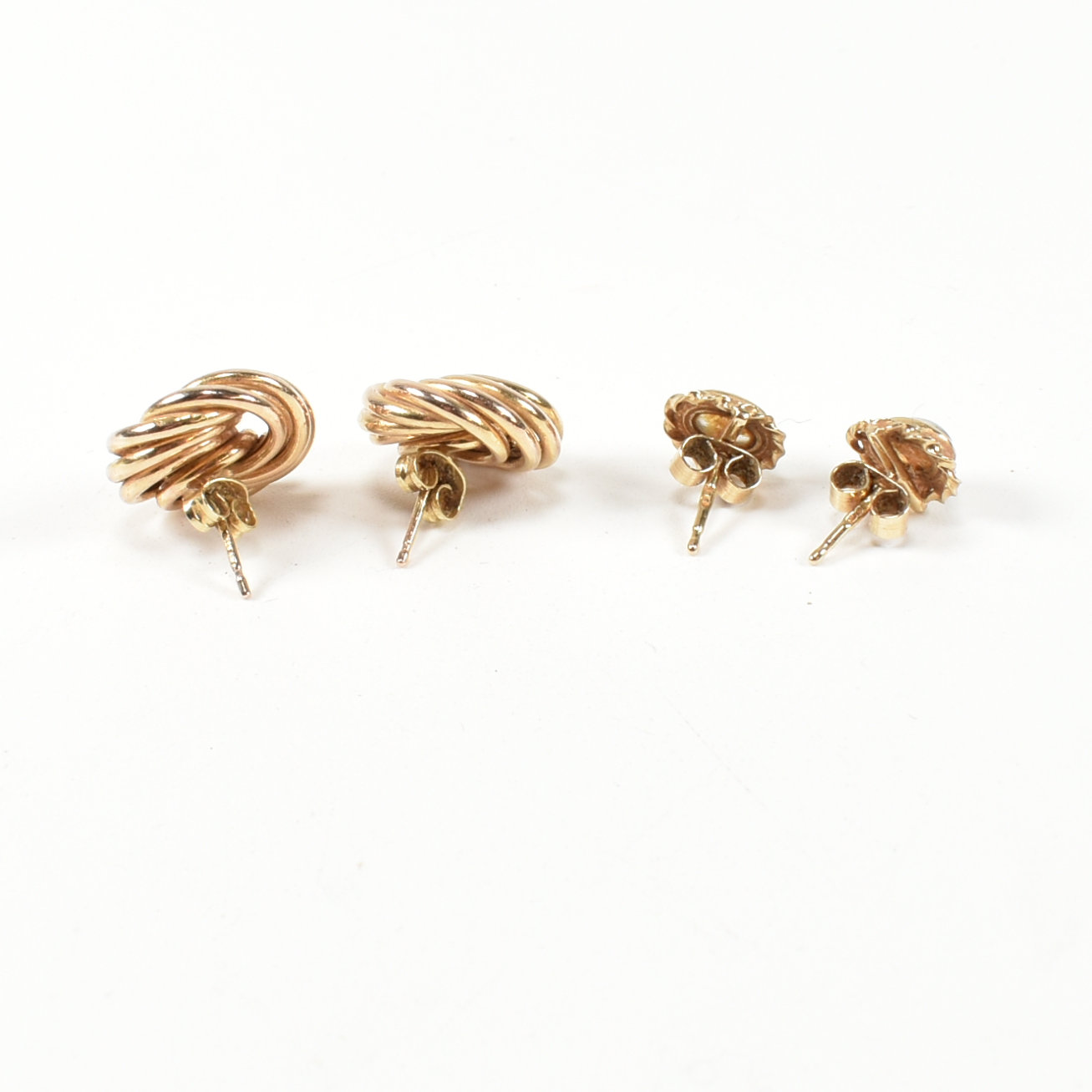 TWO PAIRS OF HALLMARKED 9CT GOLD EARRINGS - Image 2 of 6
