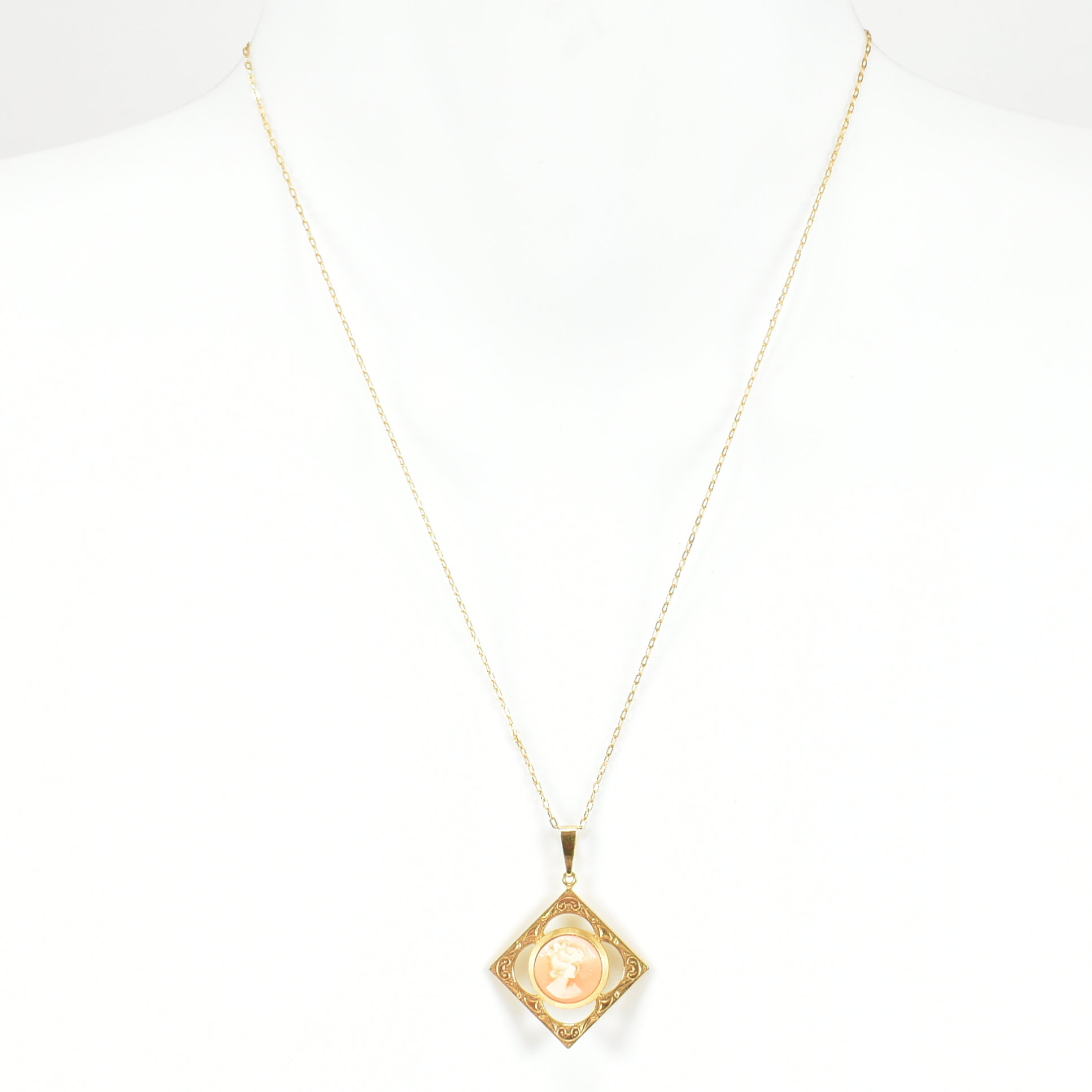 9CT GOLD CAMEO PENDANT NECKLACE - Image 5 of 5