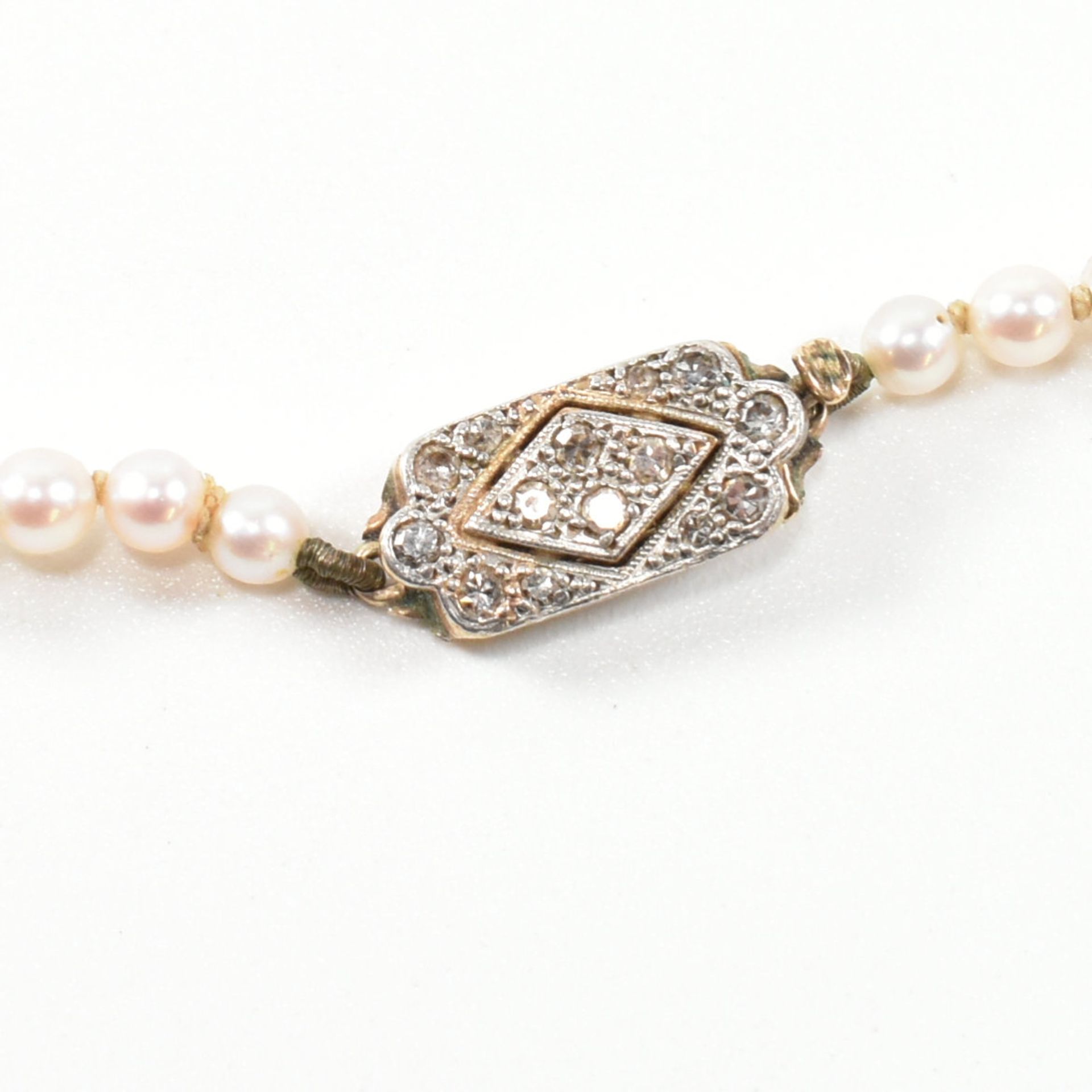 9CT GOLD CULTURED PEARL & DIAMOND NECKLACE - Image 2 of 6