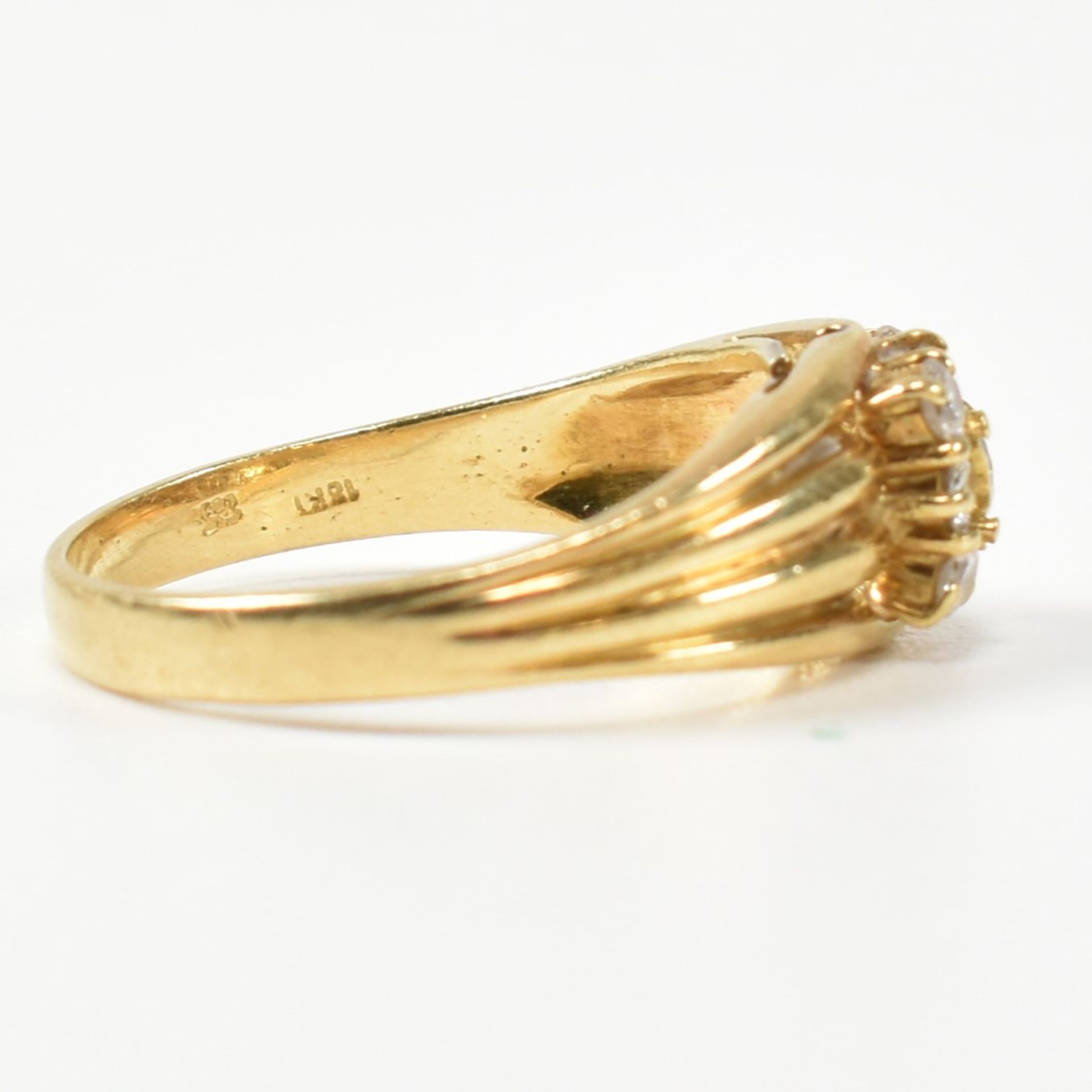 HALLMARKED 18CT GOLD & DIAMOND SIGNET RING - Image 7 of 11