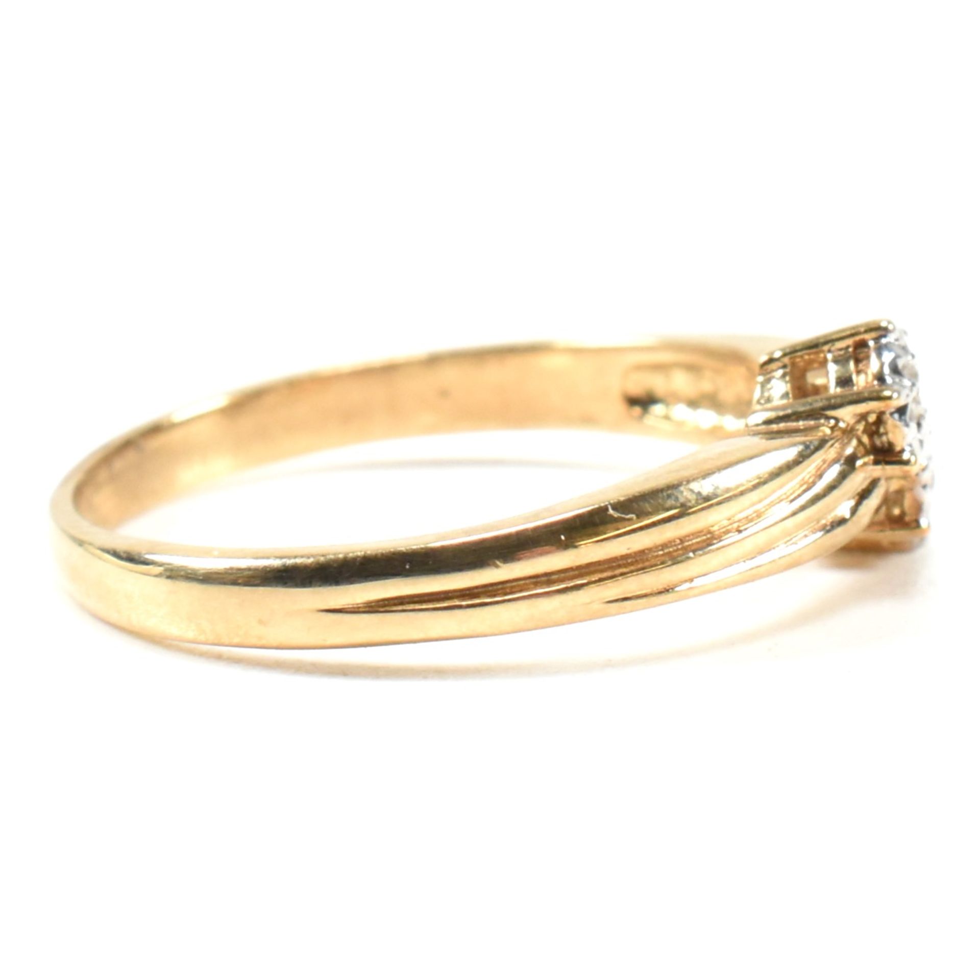 HALLMARKED 9CT GOLD & DIAMOND CROSSOVER RING - Bild 7 aus 9