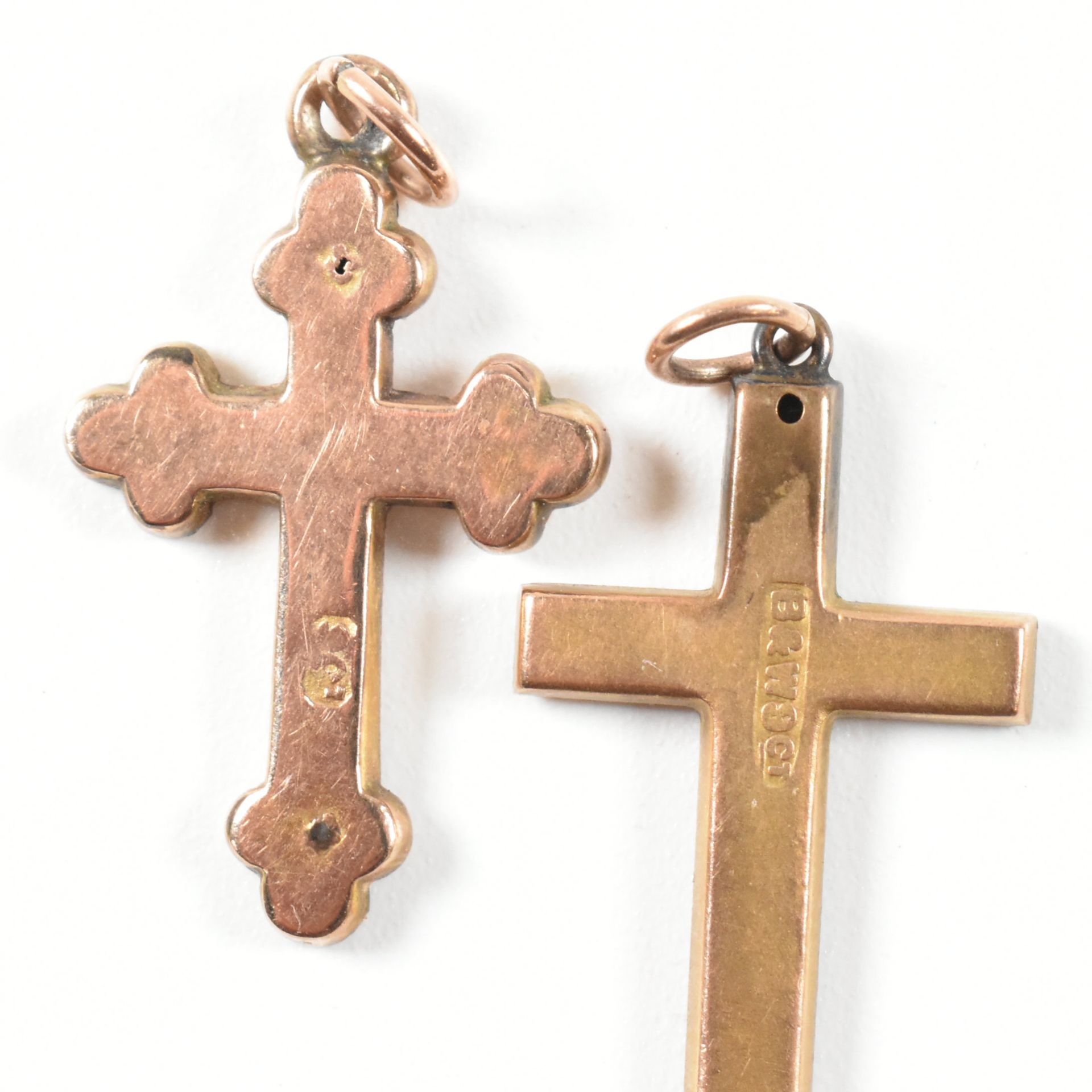 TWO 9CT GOLD CROSS NECKLACE PENDANTS - Image 3 of 5