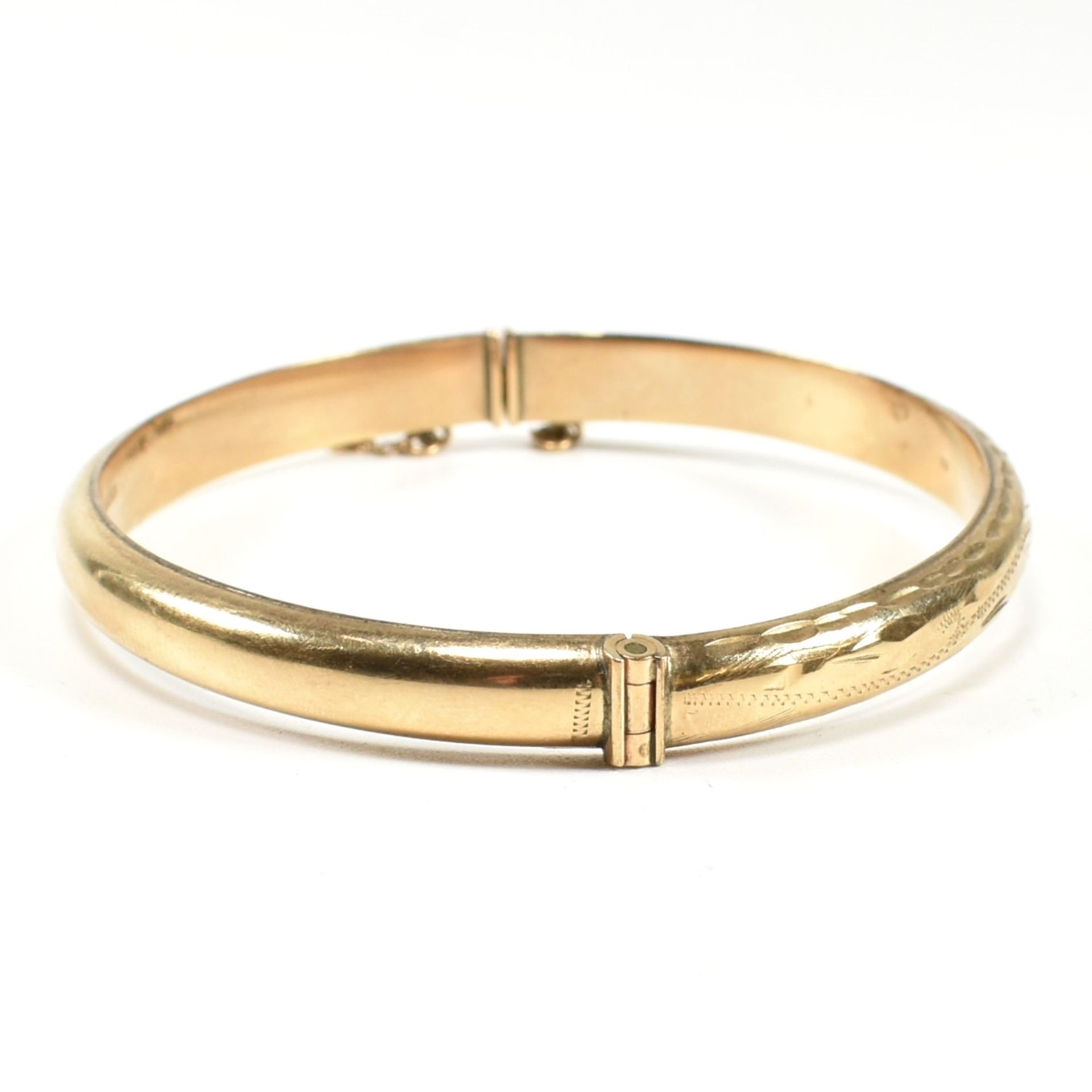 HALLMARKED 9CT GOLD HINGED BRACELET - Image 6 of 8