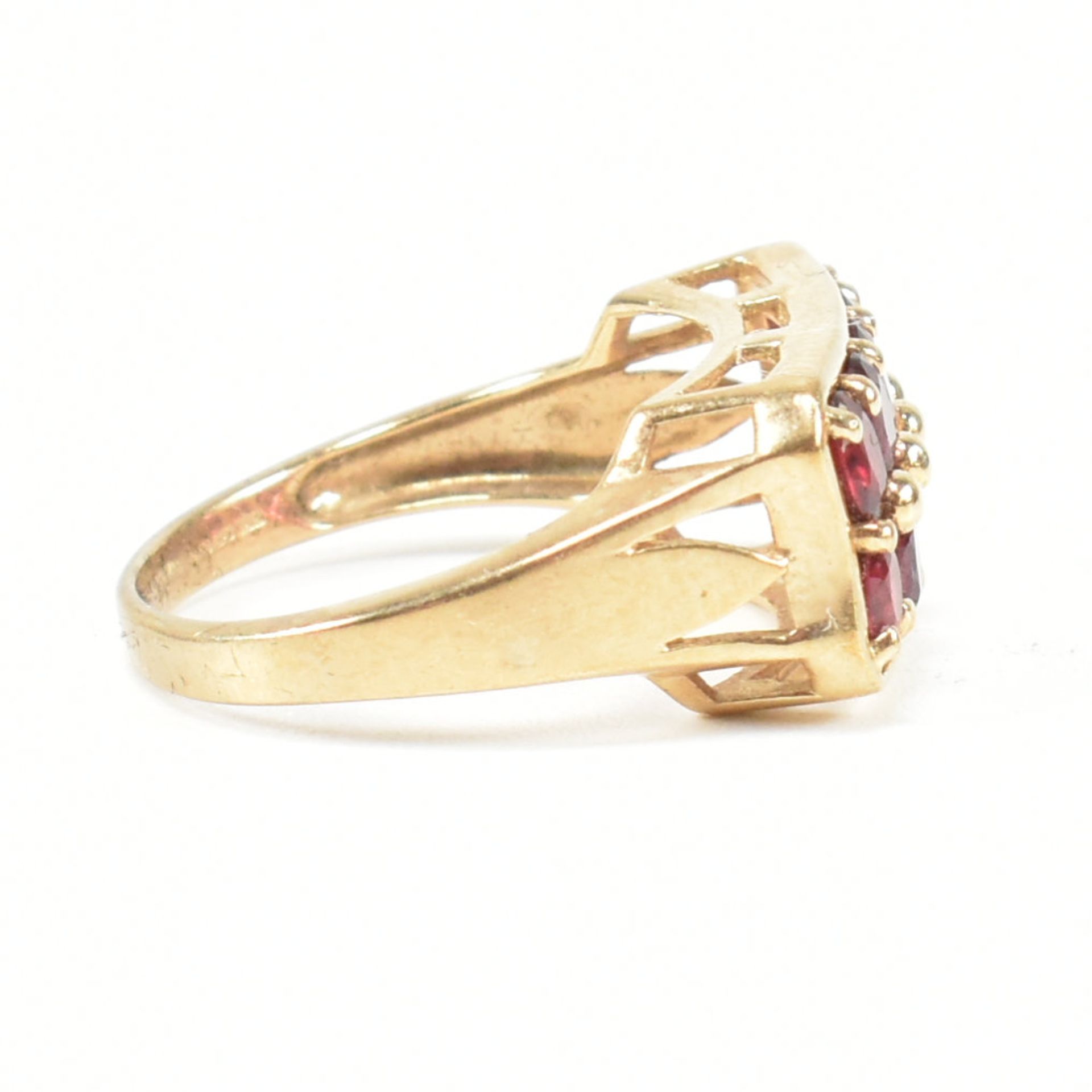 HALLMARKED 9CT GOLD & GARNET RING - Image 2 of 7