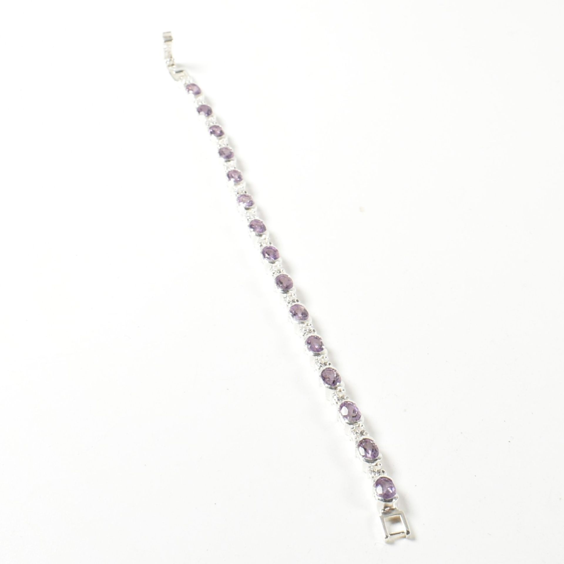 A 925 SILVER AMETHYST & CZ LINE BRACELET - Image 5 of 9