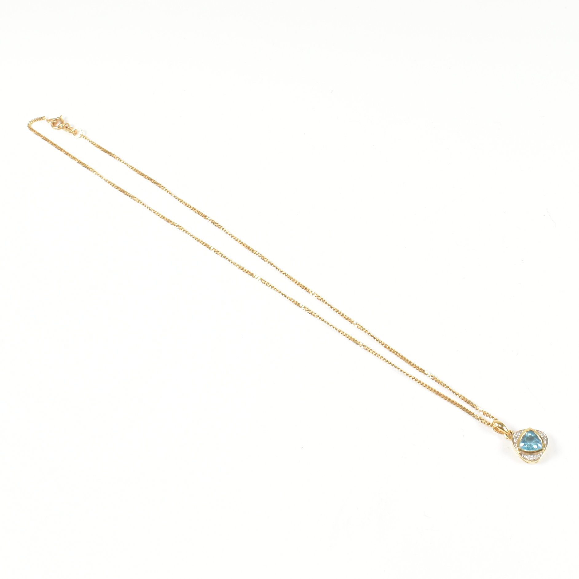 18CT GOLD TOPAZ & DIAMOND PENDANT NECKLACE - Image 4 of 6