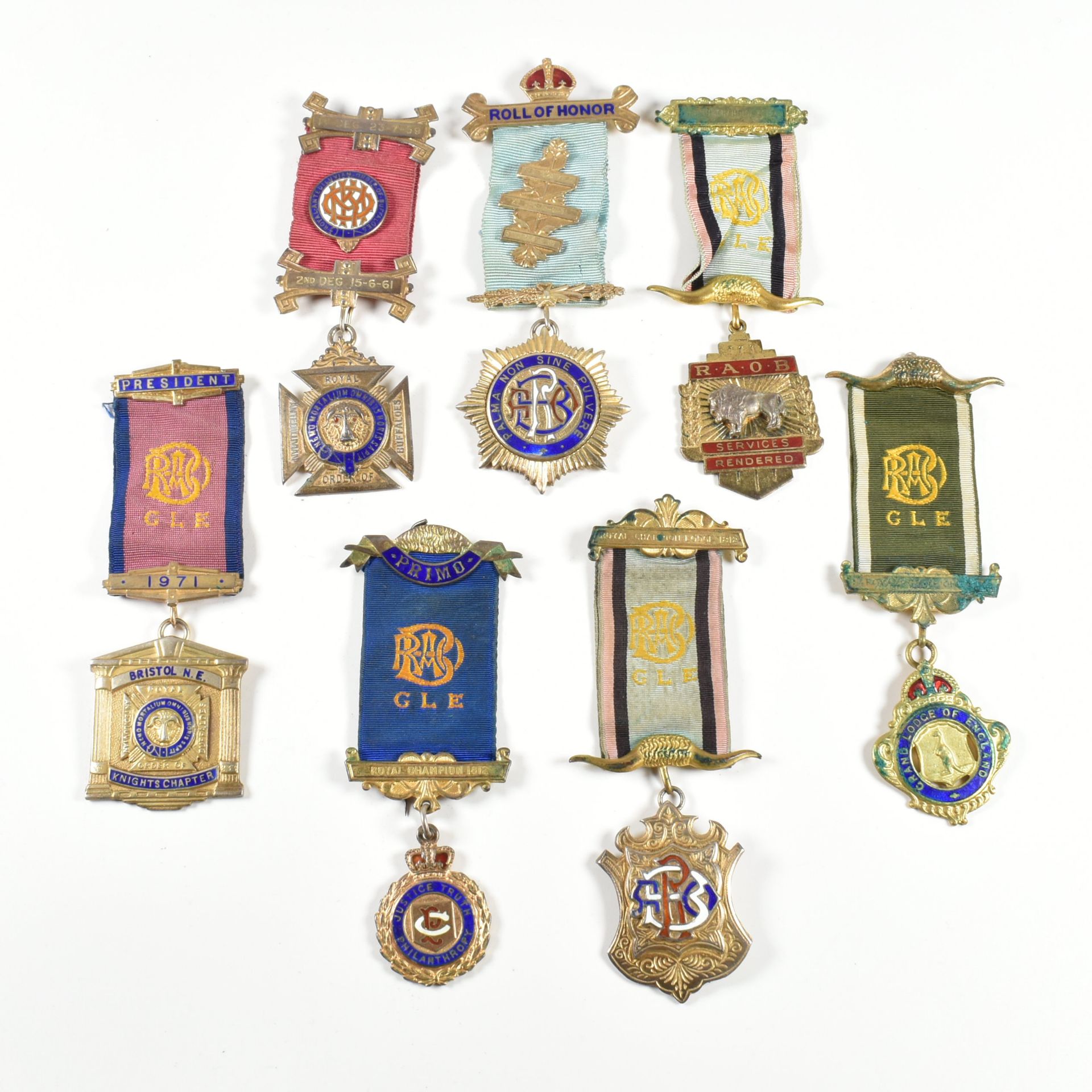 COLLECTION OF HALLMARKED & METAL MASONIC MEDALS