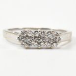 18CT WHITE GOLD & DIAMOND RING