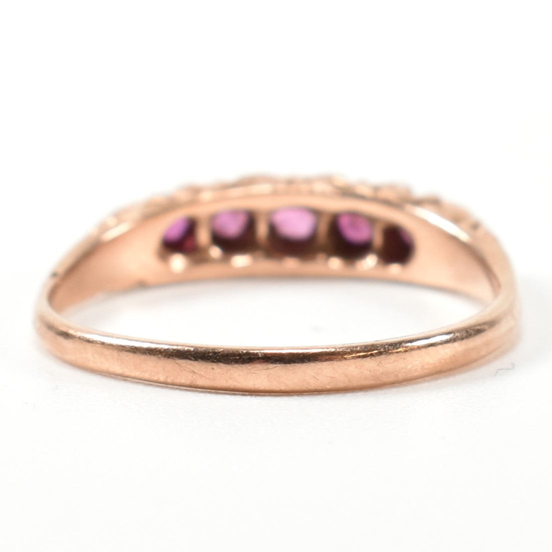 HALLMARKED 9CT ROSE GOLD & RUBY FIVE STONE GYPSY RING - Image 3 of 9