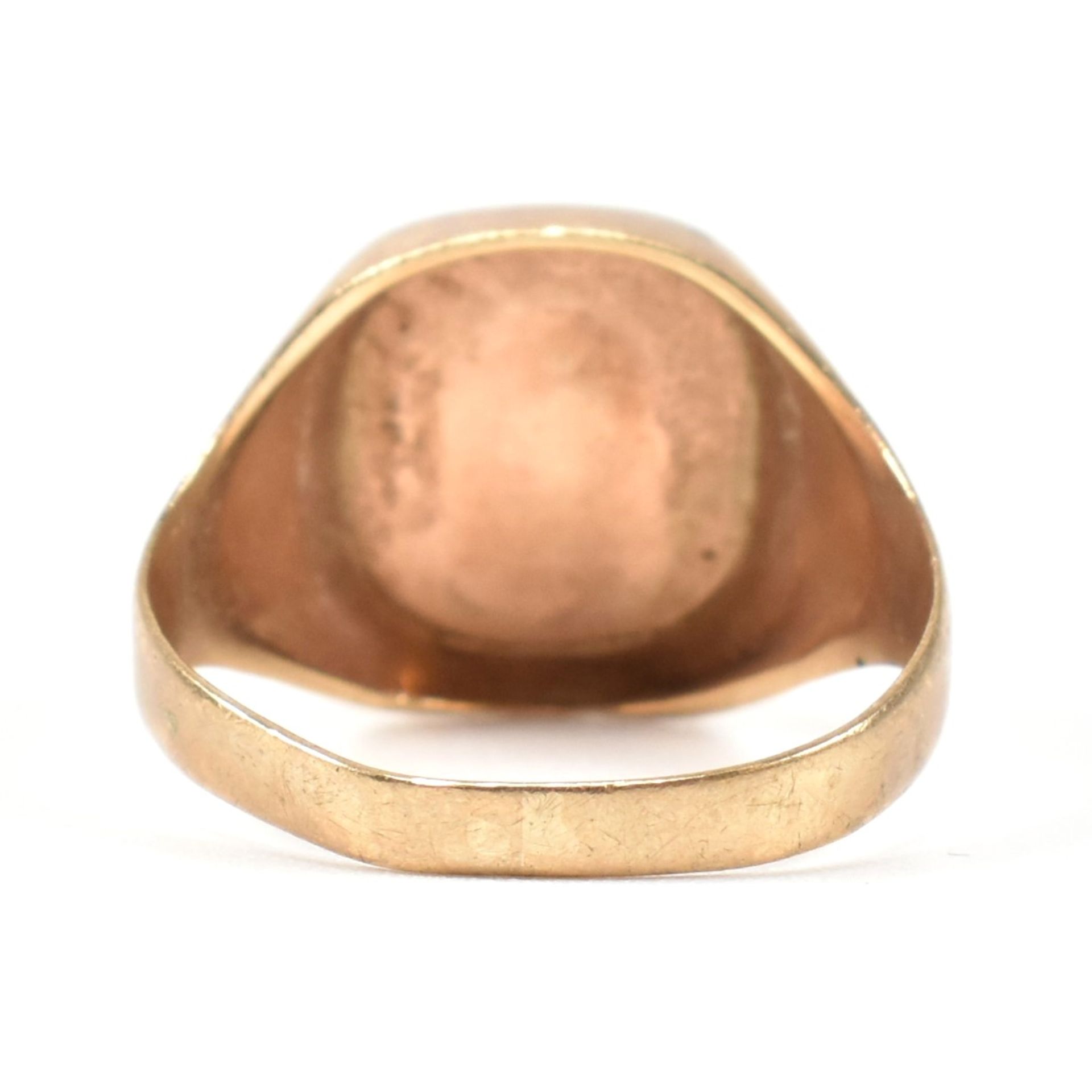 HALLMARKED 9CT GOLD ENGRAVED SIGNET RING - Bild 5 aus 9