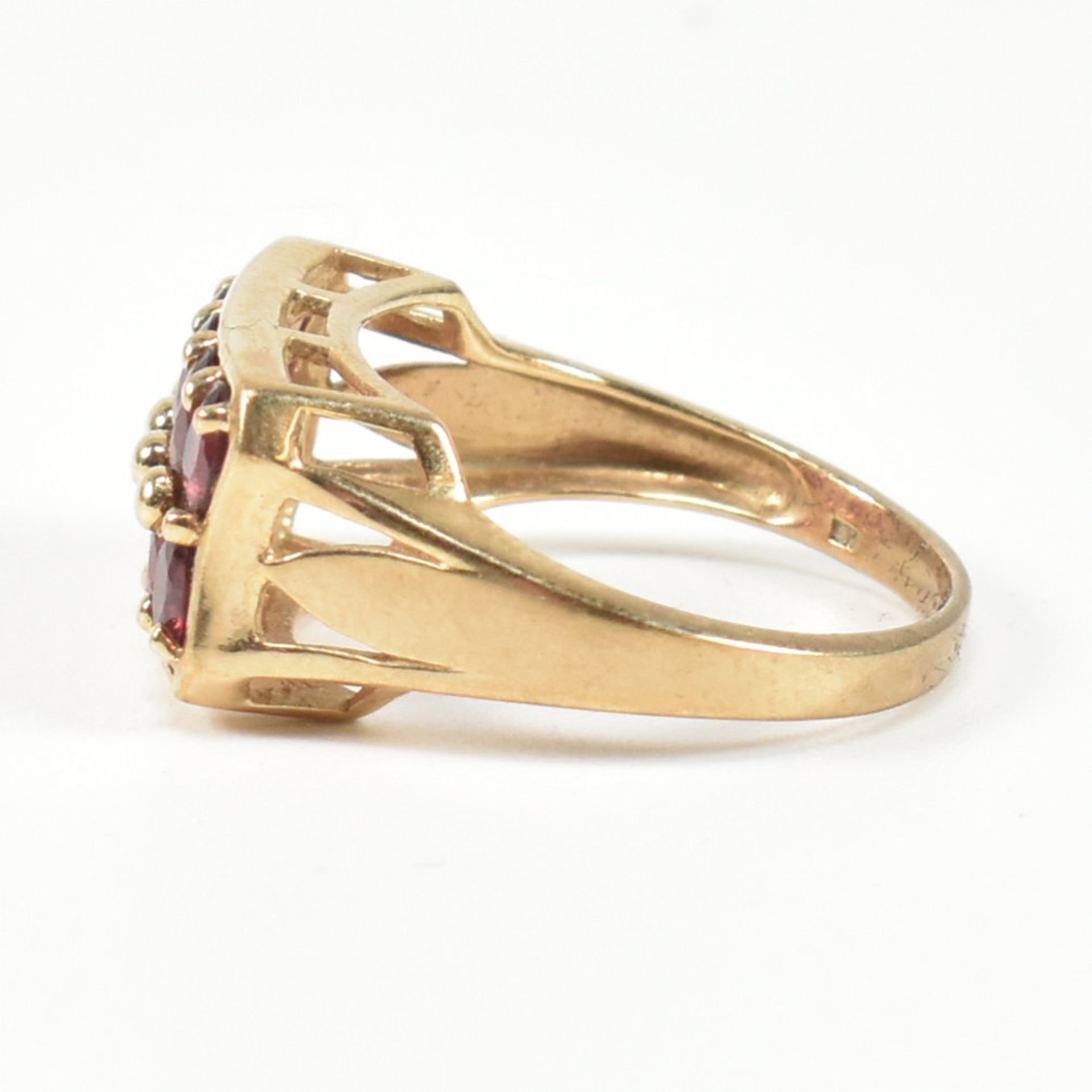 HALLMARKED 9CT GOLD & GARNET RING - Image 3 of 7