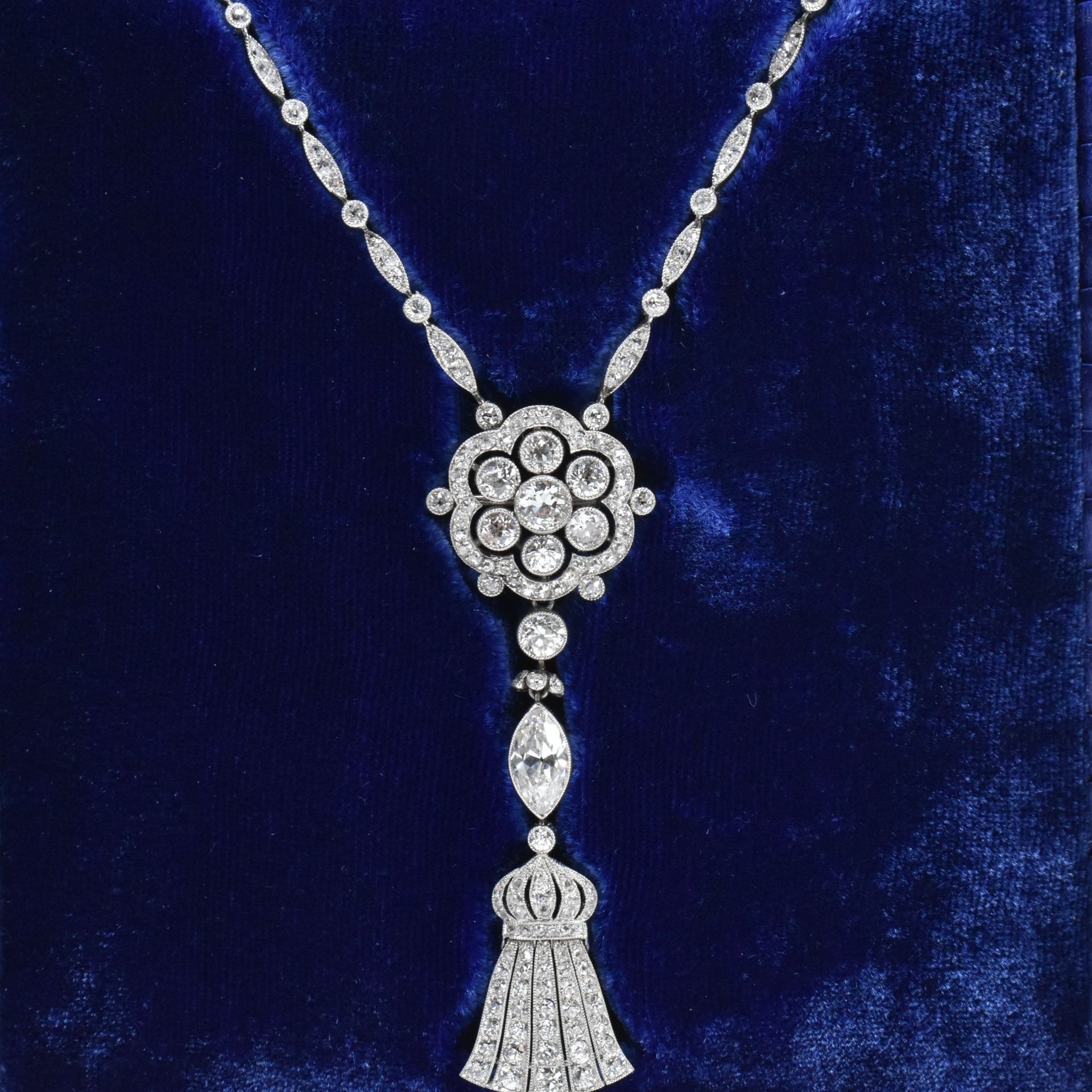 CASED EDWARDIAN PLATINUM & DIAMOND PENDANT NECKLACE - Image 2 of 9