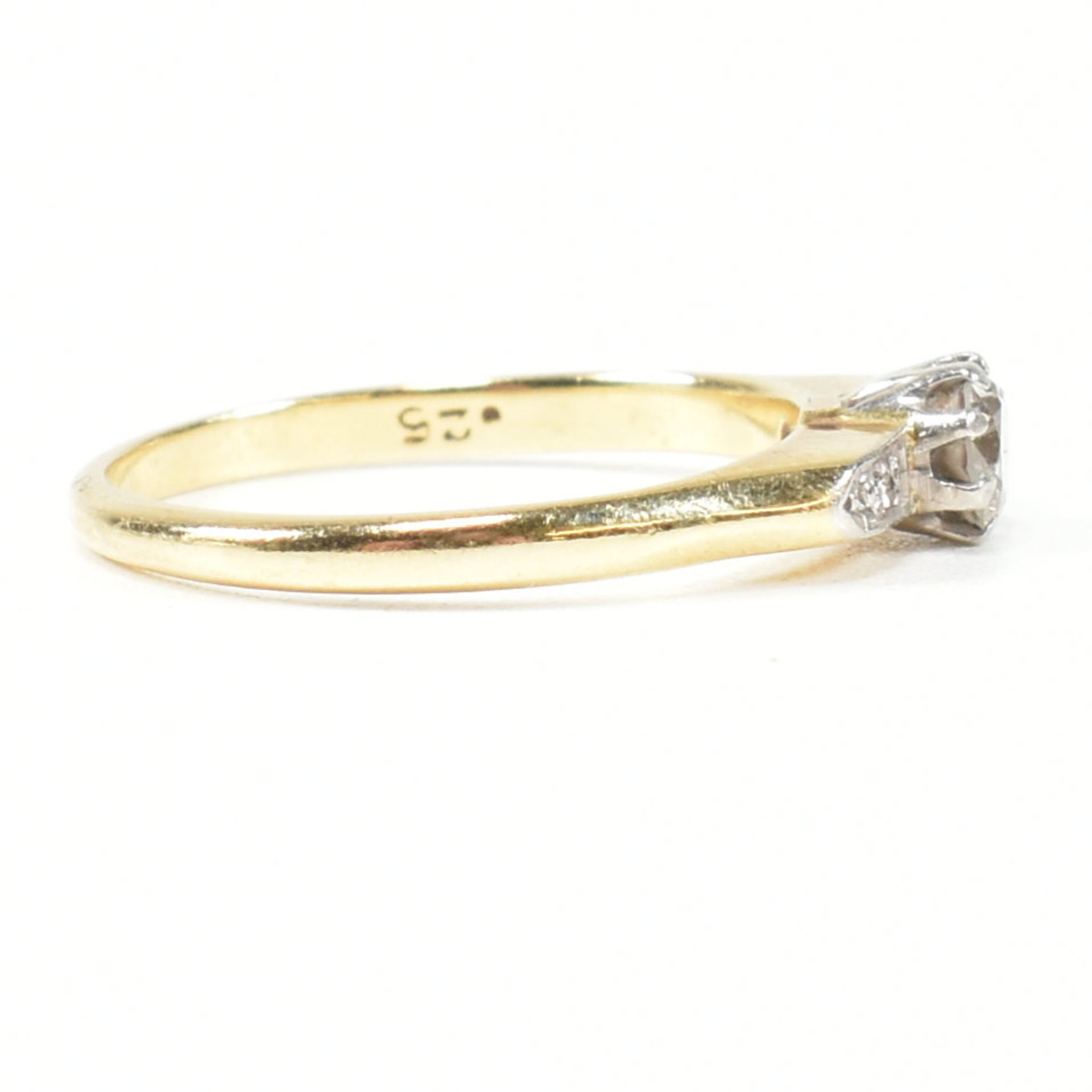 18CT GOLD & DIAMOND SOLITAIRE RING - Bild 3 aus 8