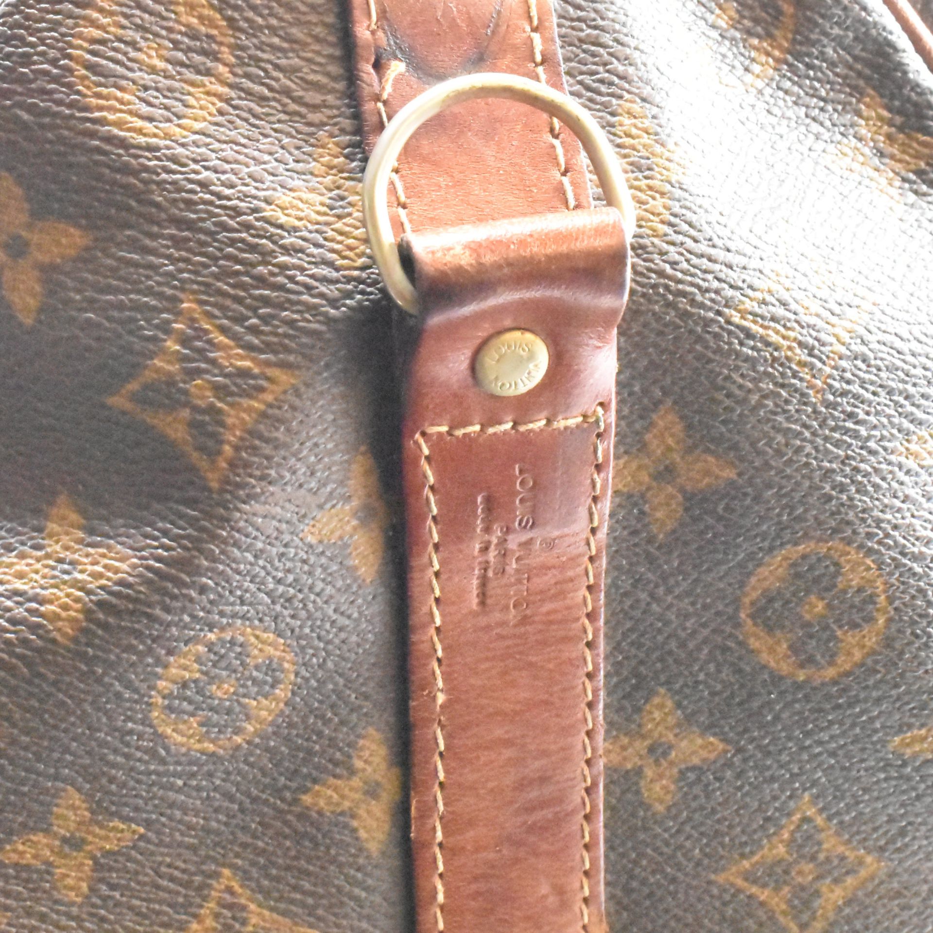 LOUIS VUITTON KEEPALL BANDOULIERE 55 MONOGRAM TRAVEL BAG - Image 6 of 14