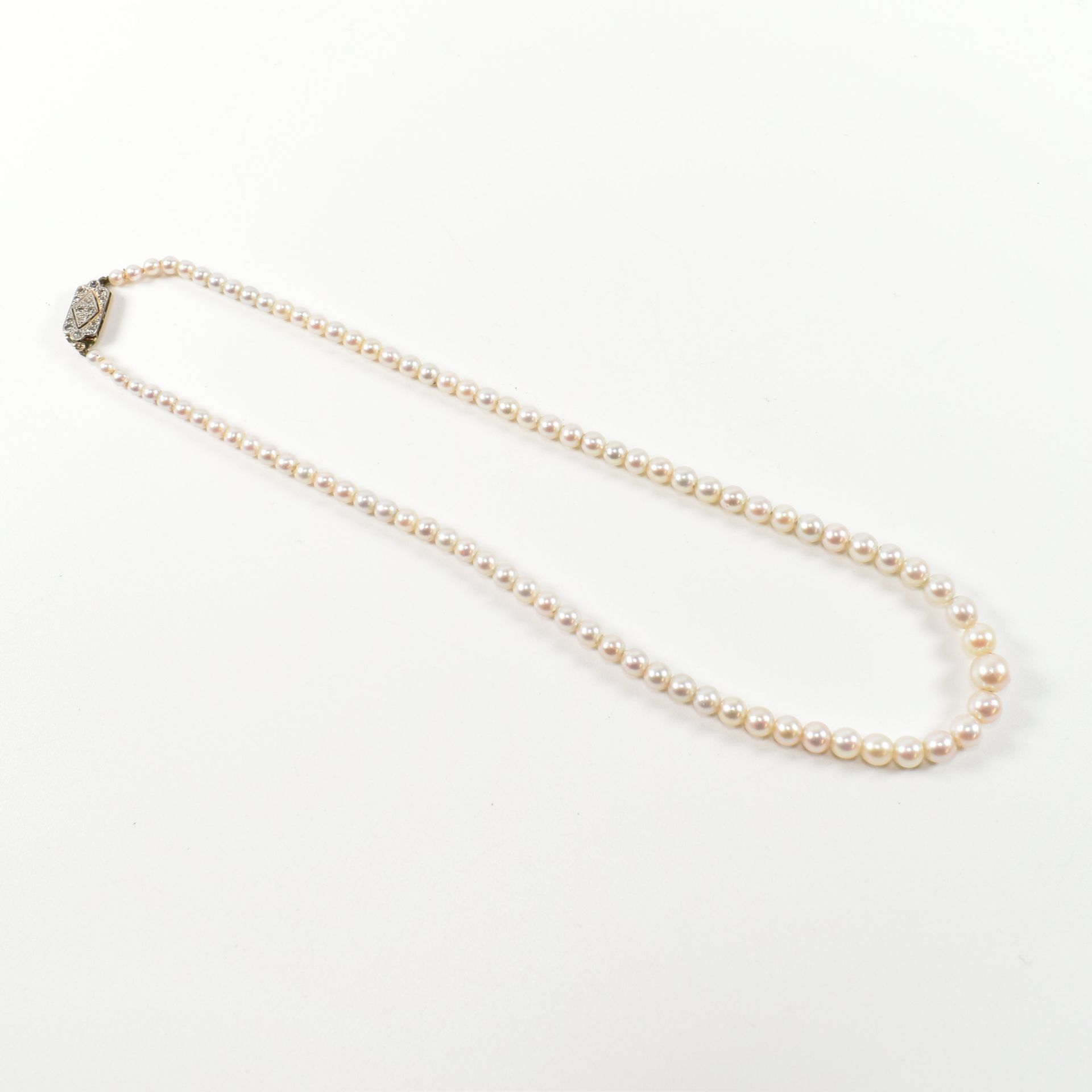 9CT GOLD CULTURED PEARL & DIAMOND NECKLACE - Image 6 of 6